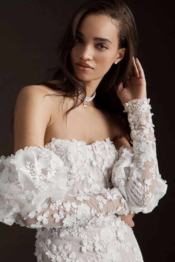 Willowby by Watters Cecilia Wedding Gown - Elegant Lace Bridal Dress for Romantic Ceremonies & Beach Weddings