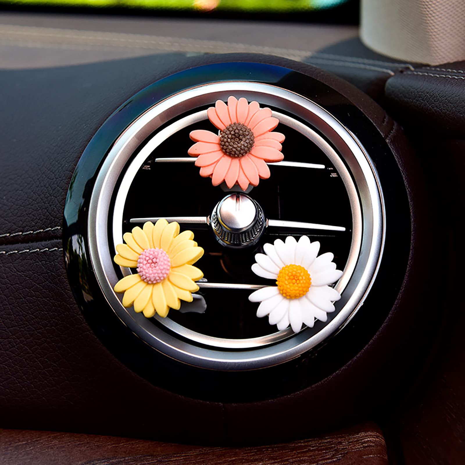 2 Pack Daisy Flower Car Air Vent Clips - Cute Boho Car Air Freshener Decorations with Charm for Women & Girls - Perfect for Road Trips, Commuting & Gifts