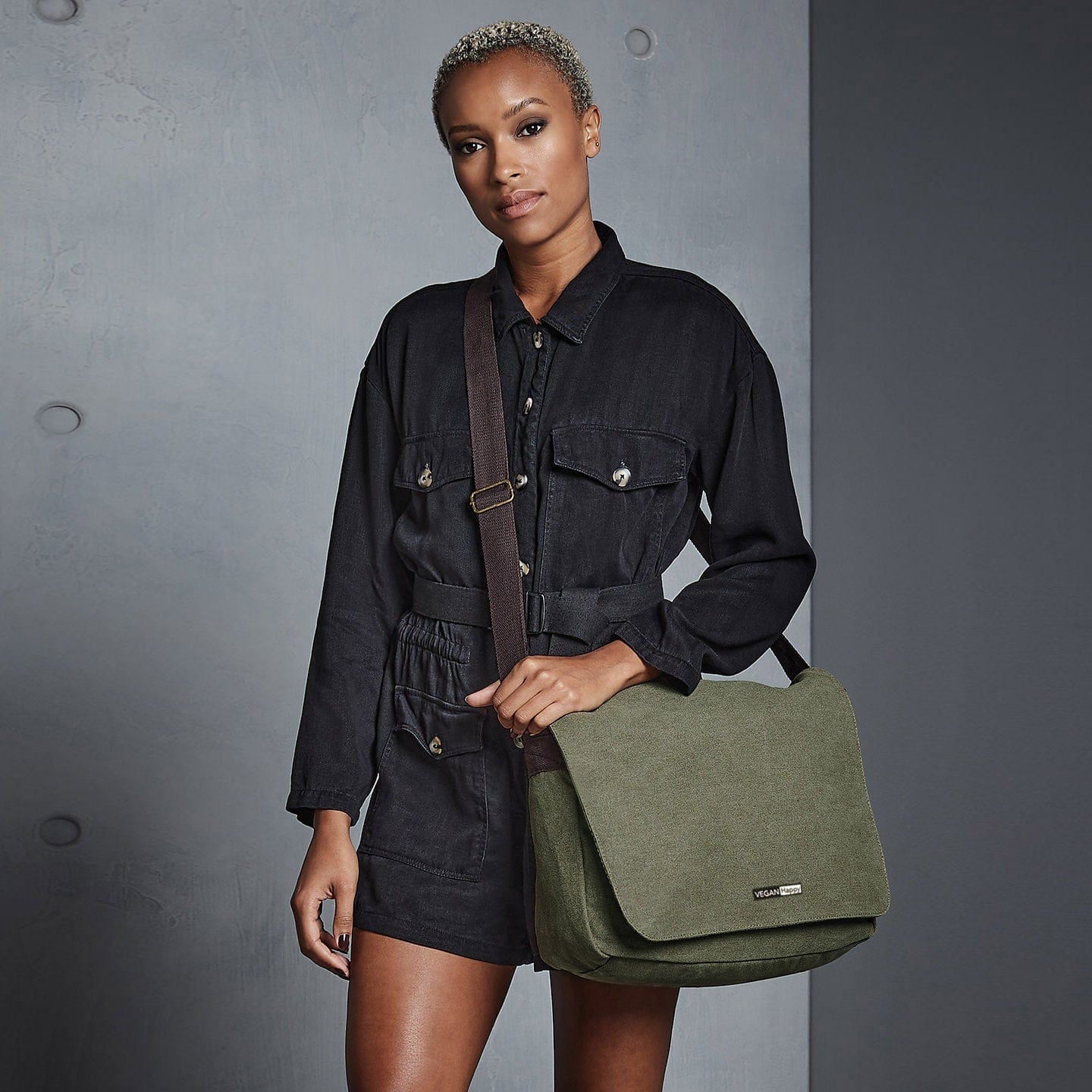 Vegan Canvas Messenger Bag for Women & Men | Eco-Friendly Crossbody Shoulder Bag in Multiple Colors | Perfect for Work, Travel & Everyday Use