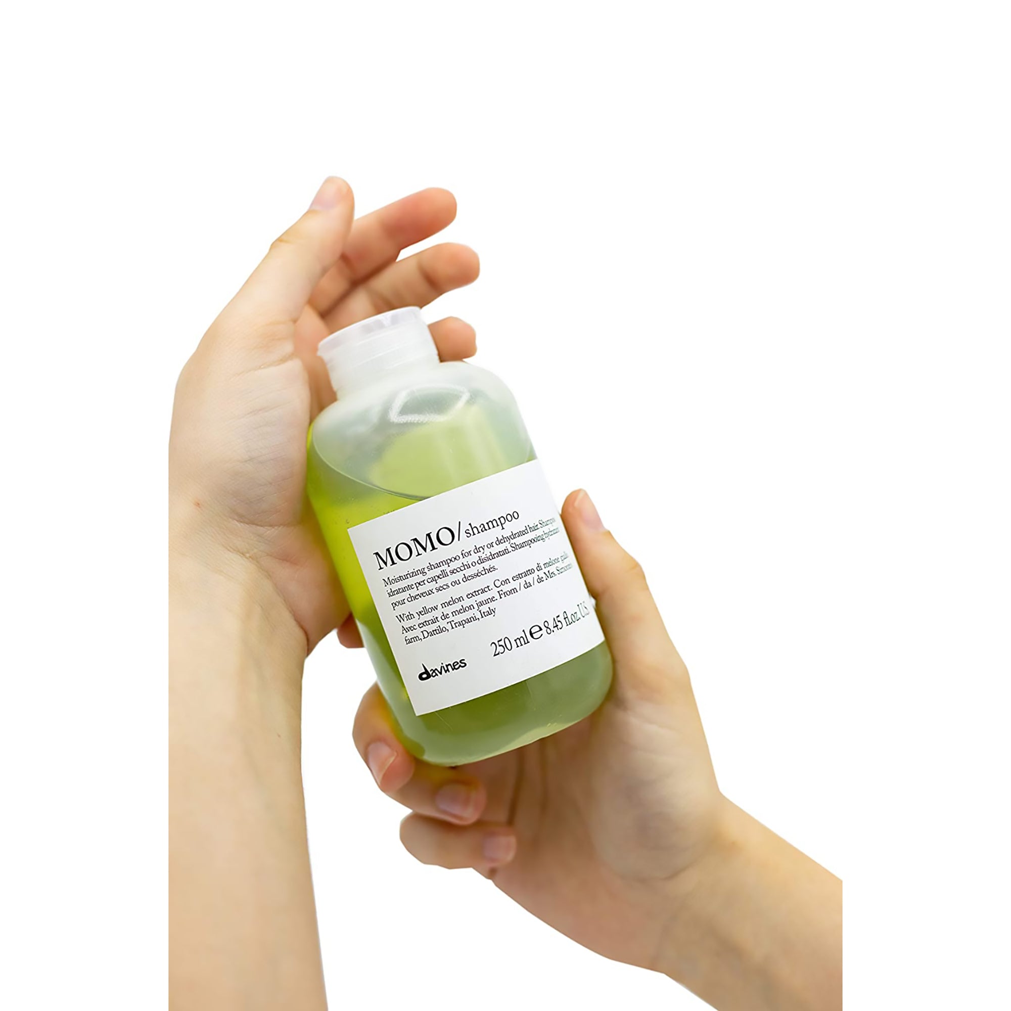 Davines Momo Shampoo for Dry Hair - Hydrating & Nourishing Hair Care with Natural Ingredients | Perfect for Daily Use & Color-Treated Hair