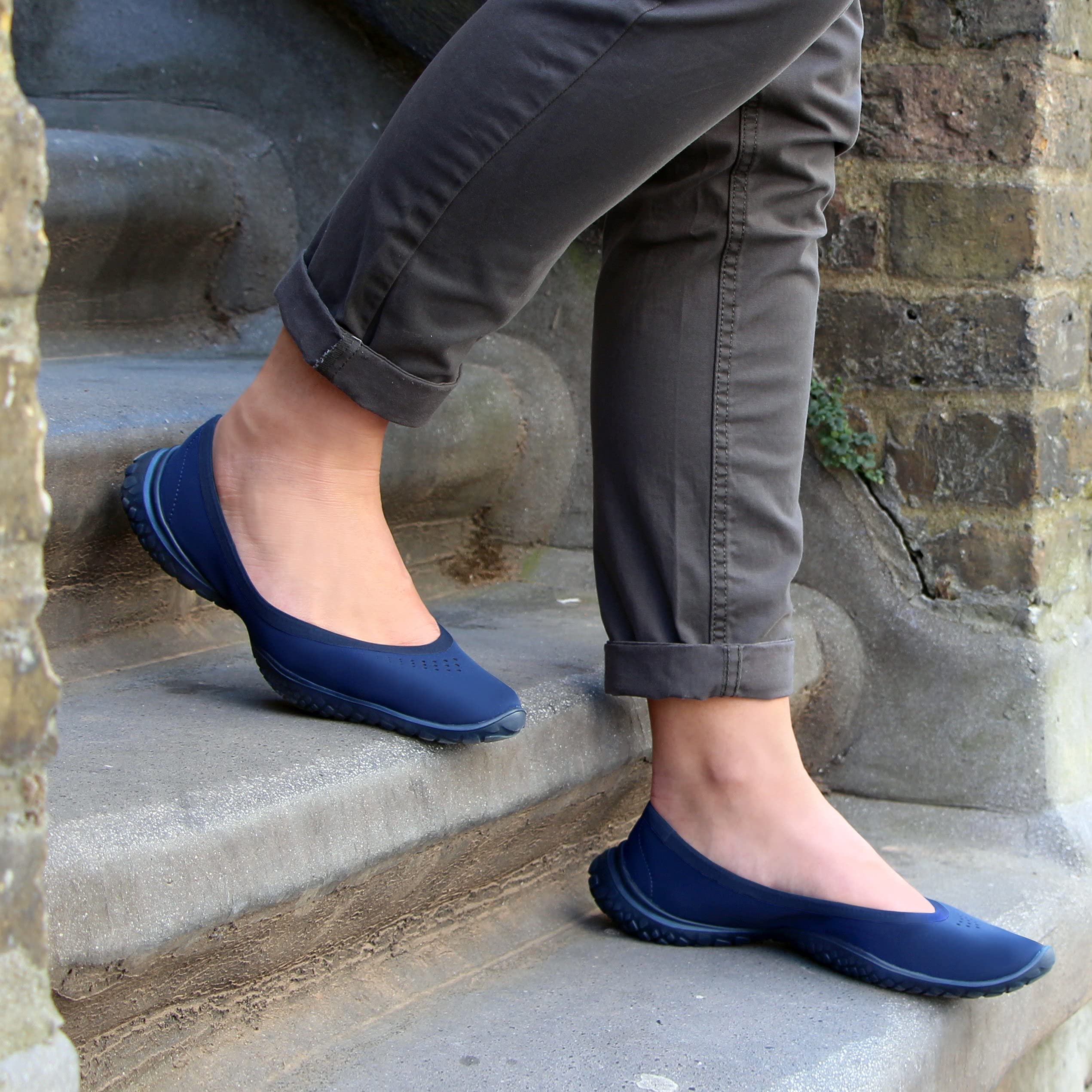 LISSOM Women's Ballet Flats - Lightweight Slip-On Comfortable Shoes with Stretchy & Flexible Design, Machine Washable for All Day Wear - Perfect for Work, Travel, and Casual Outfits