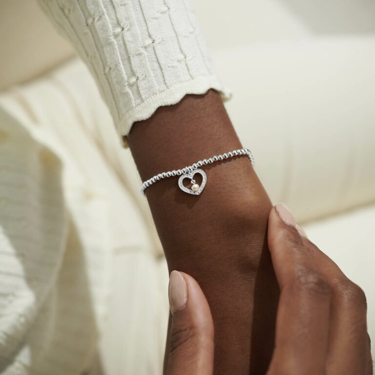 Joma Jewellery Bracelet - A Special Gift for Grandma | Elegant & Heartfelt Present for Birthdays, Anniversaries & Mother's Day