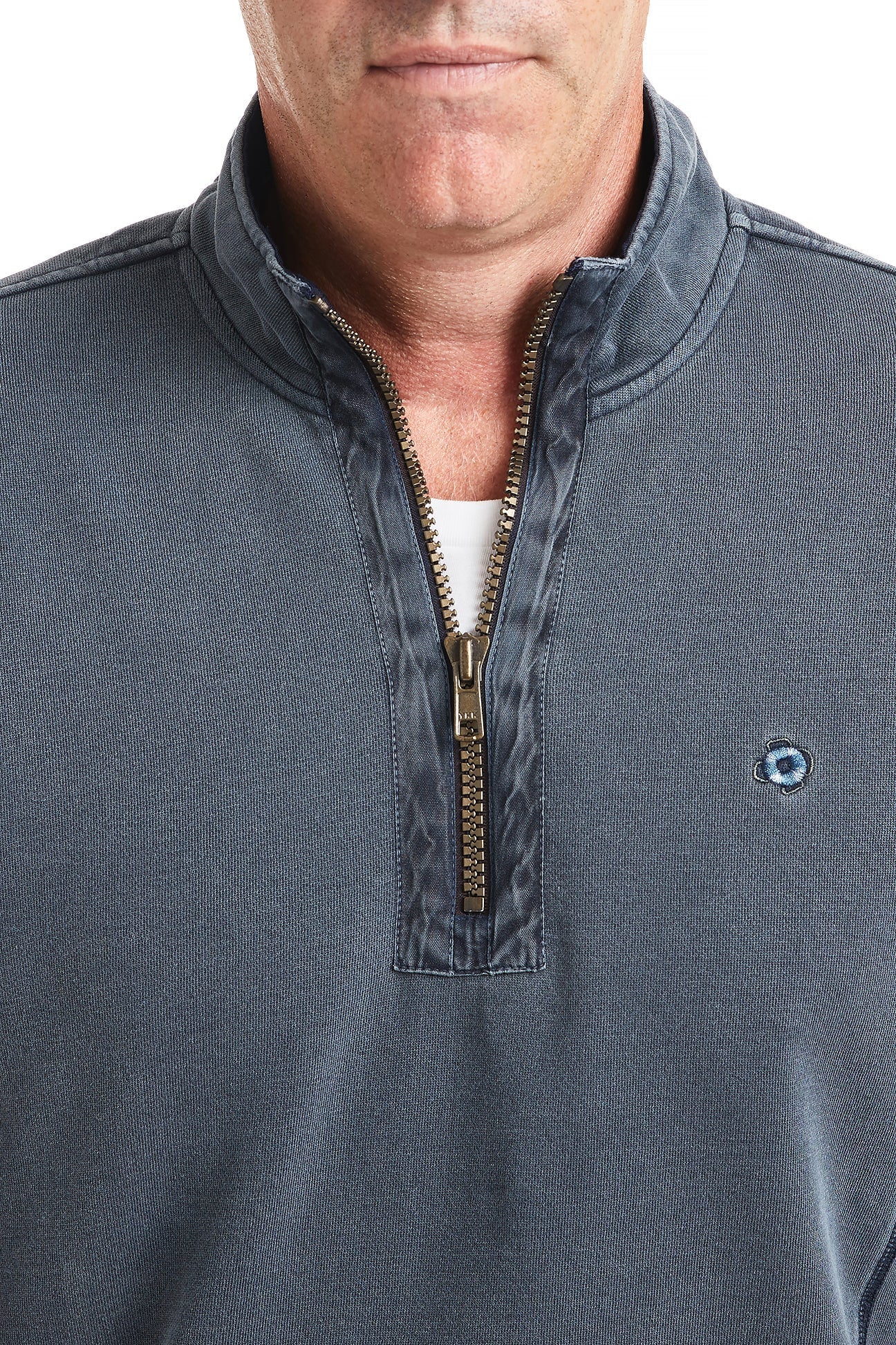 Breakwater Quarter Zip Fleece Pullover - Charcoal Gray for Men | Warm & Comfortable Outdoor Layering for Hiking, Camping & Casual Wear