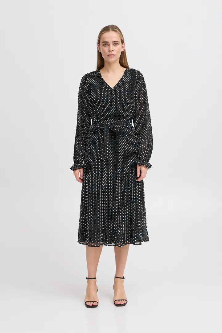 Stylish Nelly Dress in Black & White - Perfect for Casual Outings, Office Wear & Evening Events