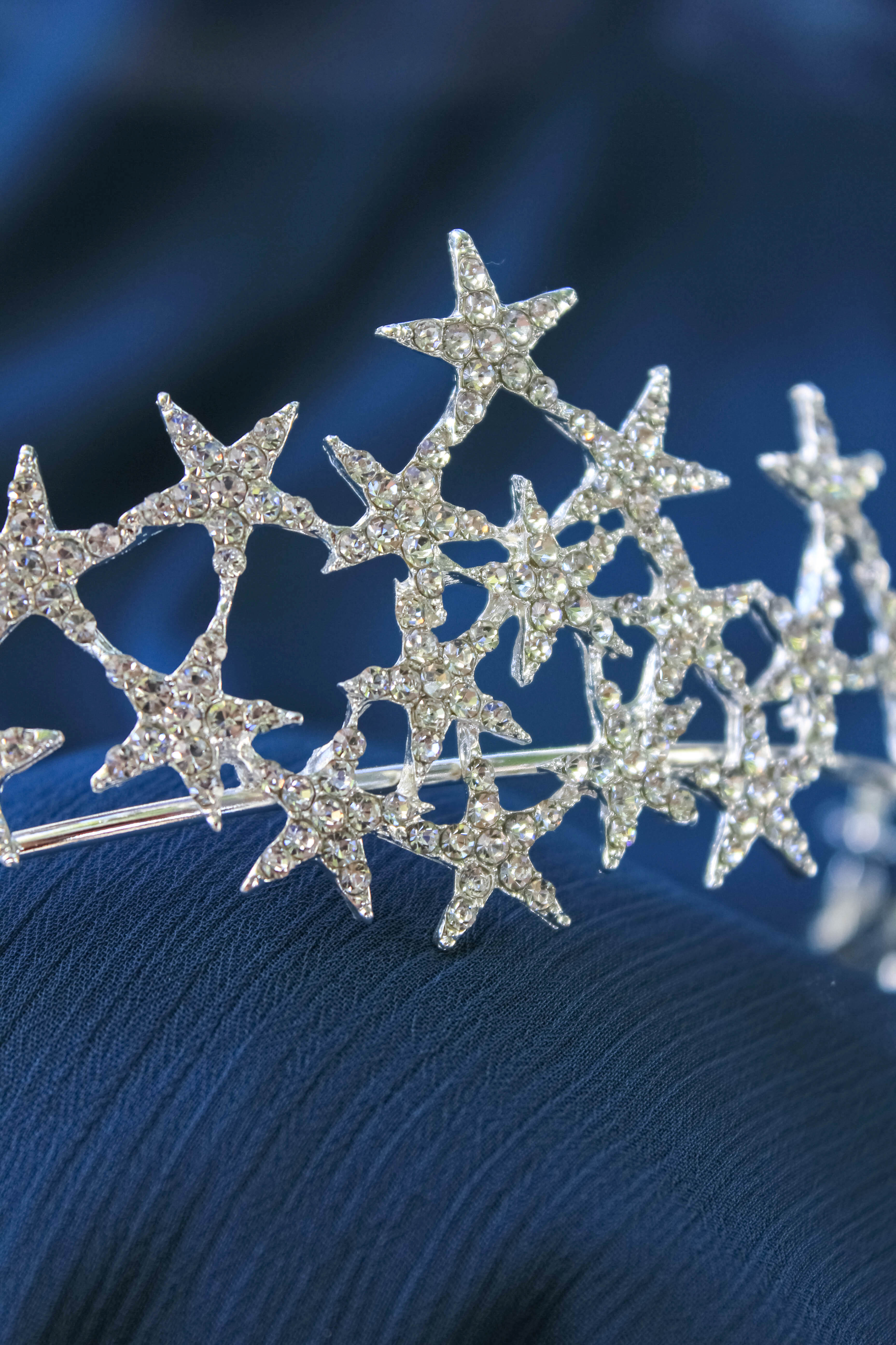 Sparkly Celestial Tiara for Weddings, Prom & Special Occasions - Elegant Princess Headpiece for Brides, Quinceañeras & Pageants