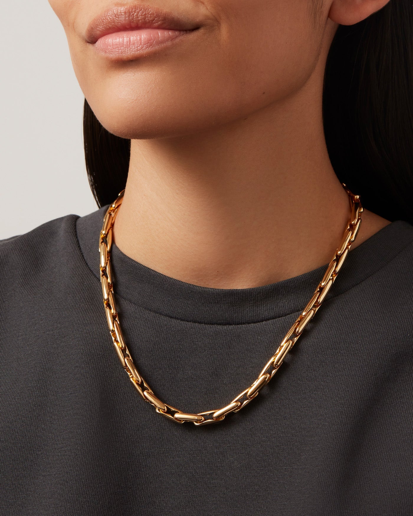 Alber Chain Gold Necklace for Women - 18K Gold Plated Elegant Layering Jewelry - Perfect for Parties, Weddings & Everyday Wear