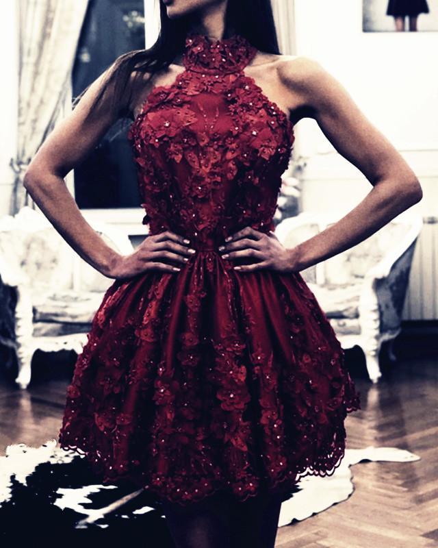 Elegant Halter Lace Homecoming Dresses for Women - Sexy Formal Prom Gowns 2019 Collection - Perfect for Homecoming, Prom Night, and Special Occasions