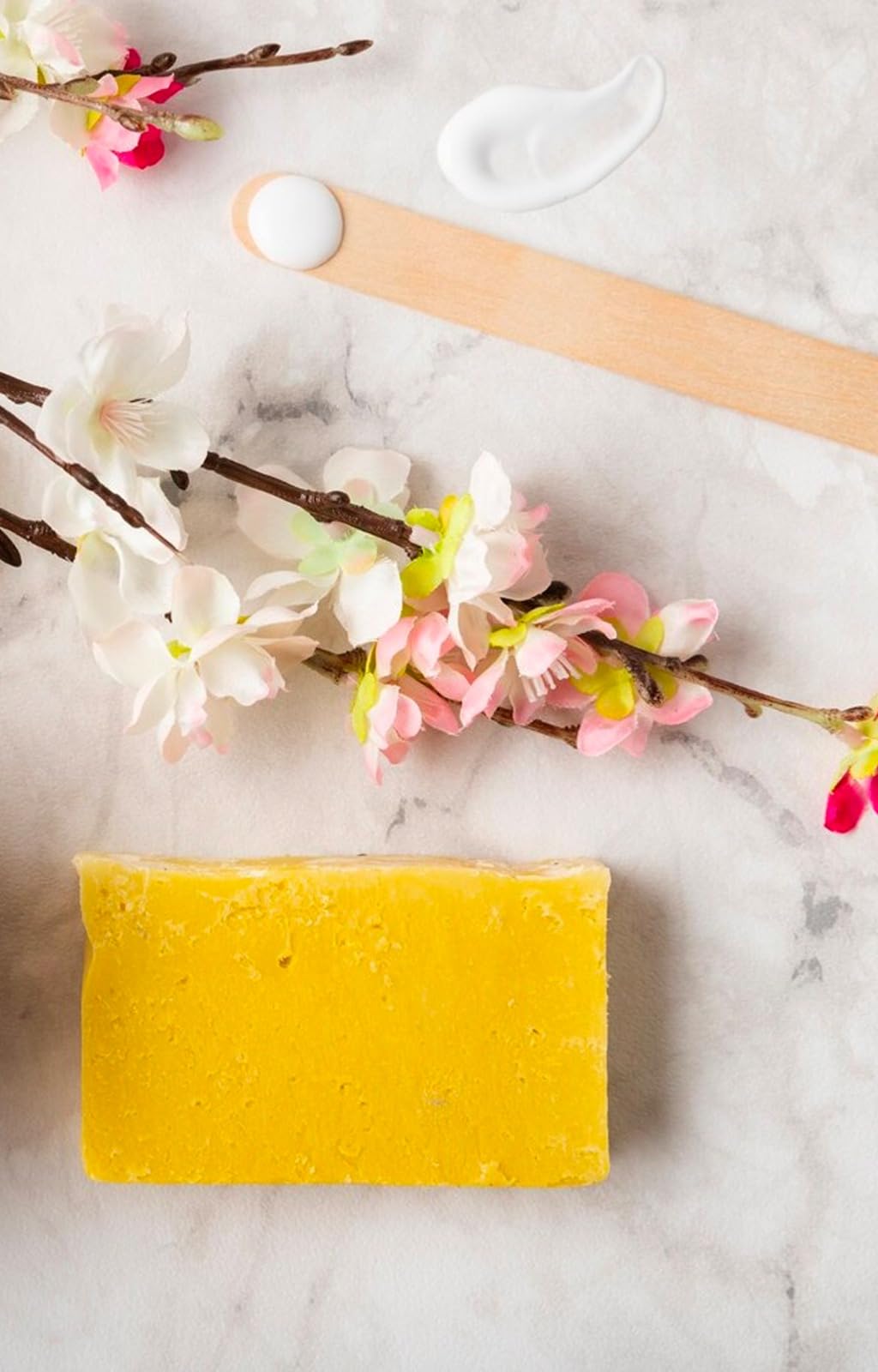 Derma Cure Turmeric Skin Whitening & Brightening Soap with Goat Milk & Cinnamon | Anti-Acne, Clear Skin Treatment | Handmade Organic Soap with Pure Turmeric Root Powder | 125g | Perfect for Daily Skincare Routine & Acne-Prone Skin