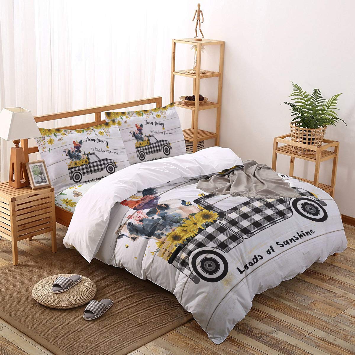 Seven Roses 4-Piece Farm Animal Plaid Quilt Set - Cow Chicken Pig Design with Ultra Soft Sheets & Pillowcases - Queen Size Rustic Sunflower & Woodgrain Bedding for Country Farmhouse Decor | Perfect for Guest Rooms, Kids' Bedrooms & Cozy Farmhouse Style