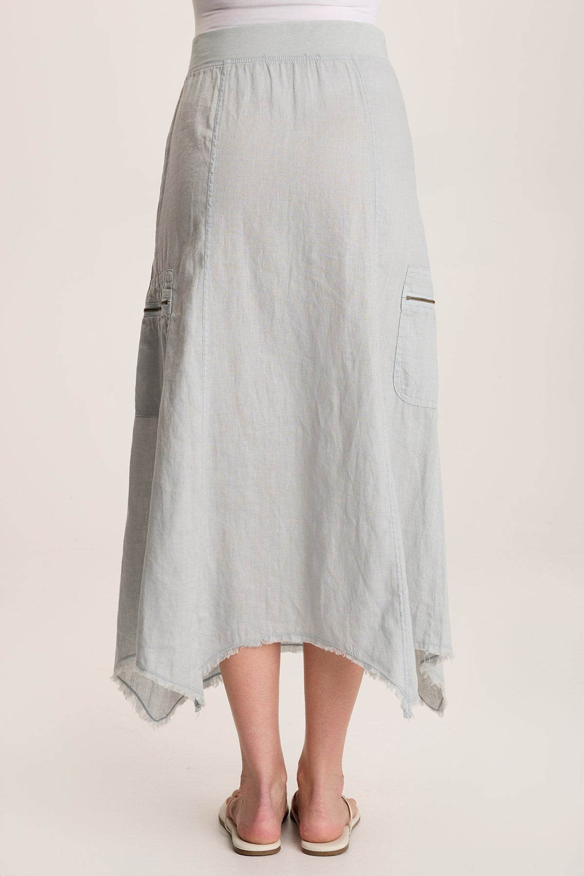 Stylish Doak Skirt with Sharkbite Hem & Cargo Pockets - Trendy Women's Streetwear for Casual Outings, Travel & Outdoor Adventures