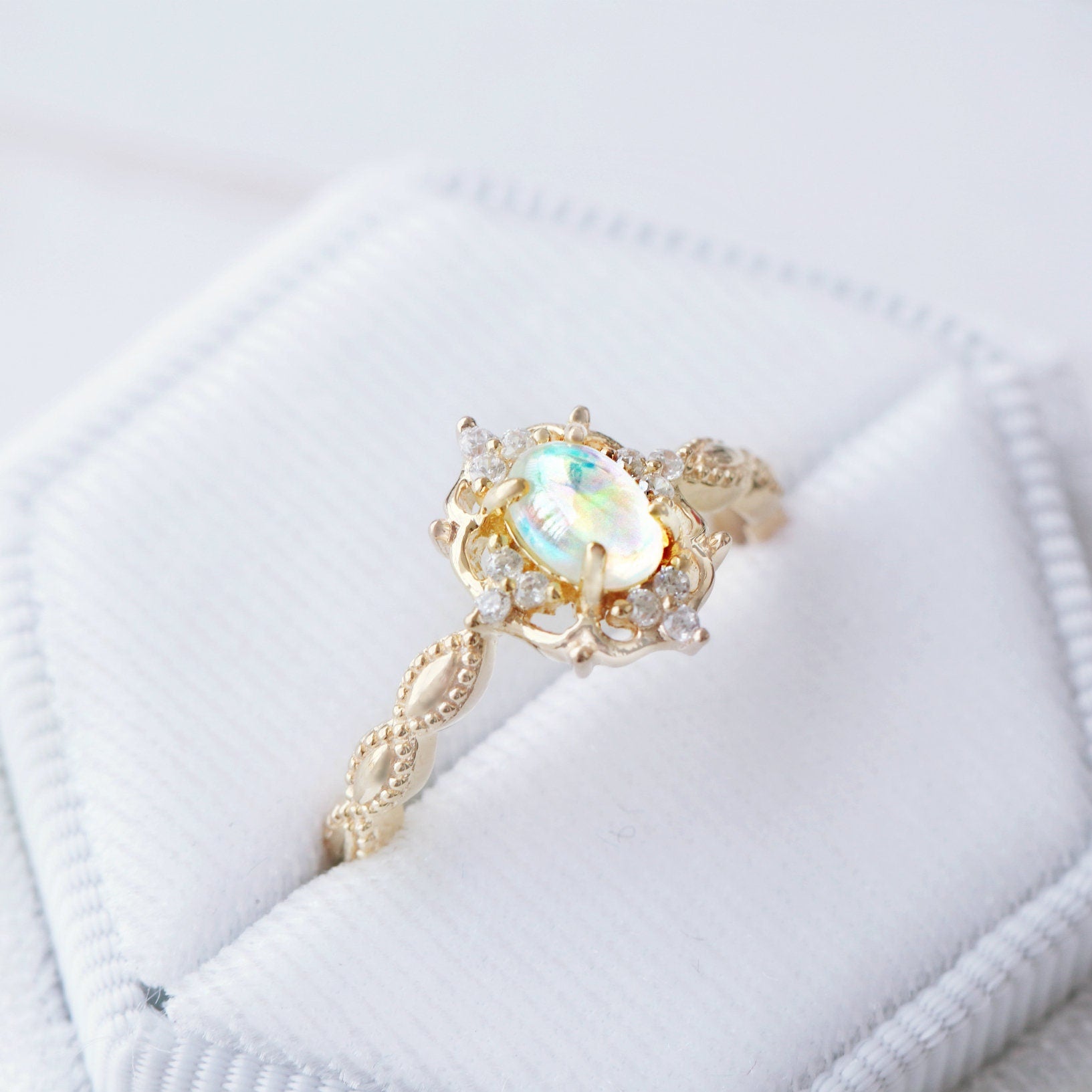 Natural Australian Opal Engagement Ring - 10K/14K/18K Solid Gold Wedding Band for Women - Perfect for Proposals, Anniversaries & Romantic Gifts