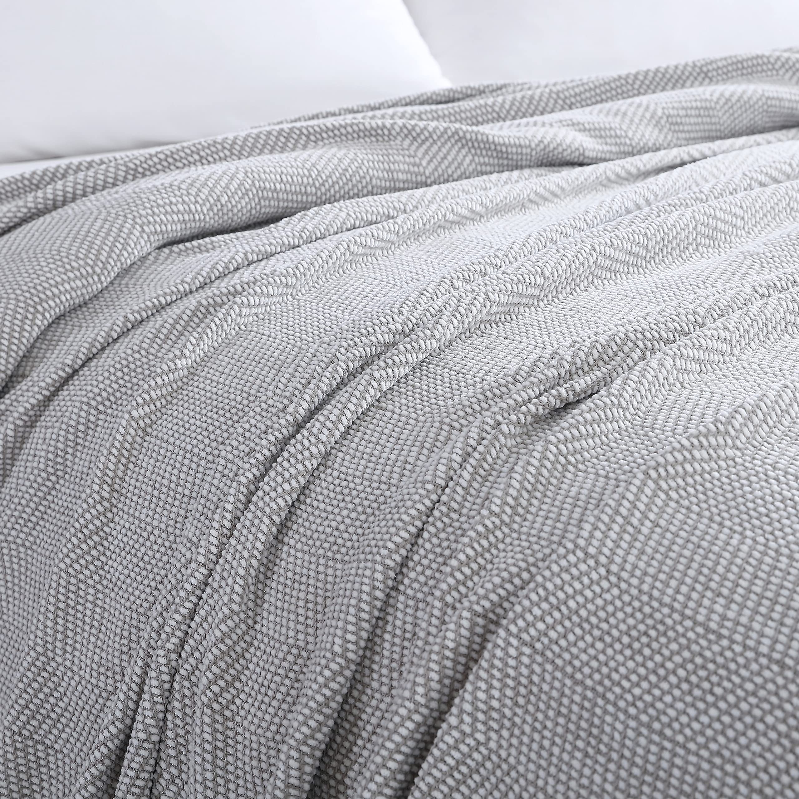 Vera Wang Twin Size Blanket - Breathable 100% Cotton Chenille Pique Bedding Set, Medium Weight All Season Comforter (Grey) - Perfect for Bedroom, Guest Room, Dorm & Cozy Home Decor