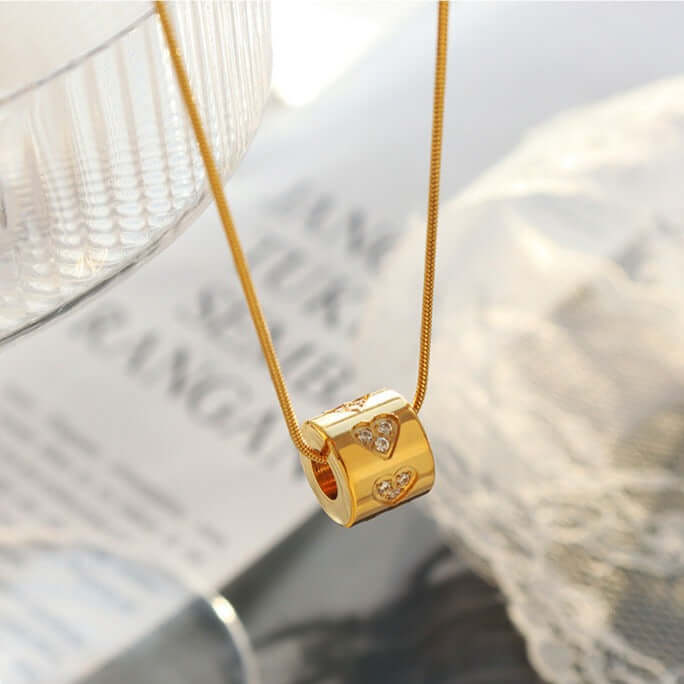 18K Gold Heart Barrel Charm Pendant Necklace for Women - Elegant Layering Jewelry Gift for Valentine's Day, Anniversary & Special Occasions | P282