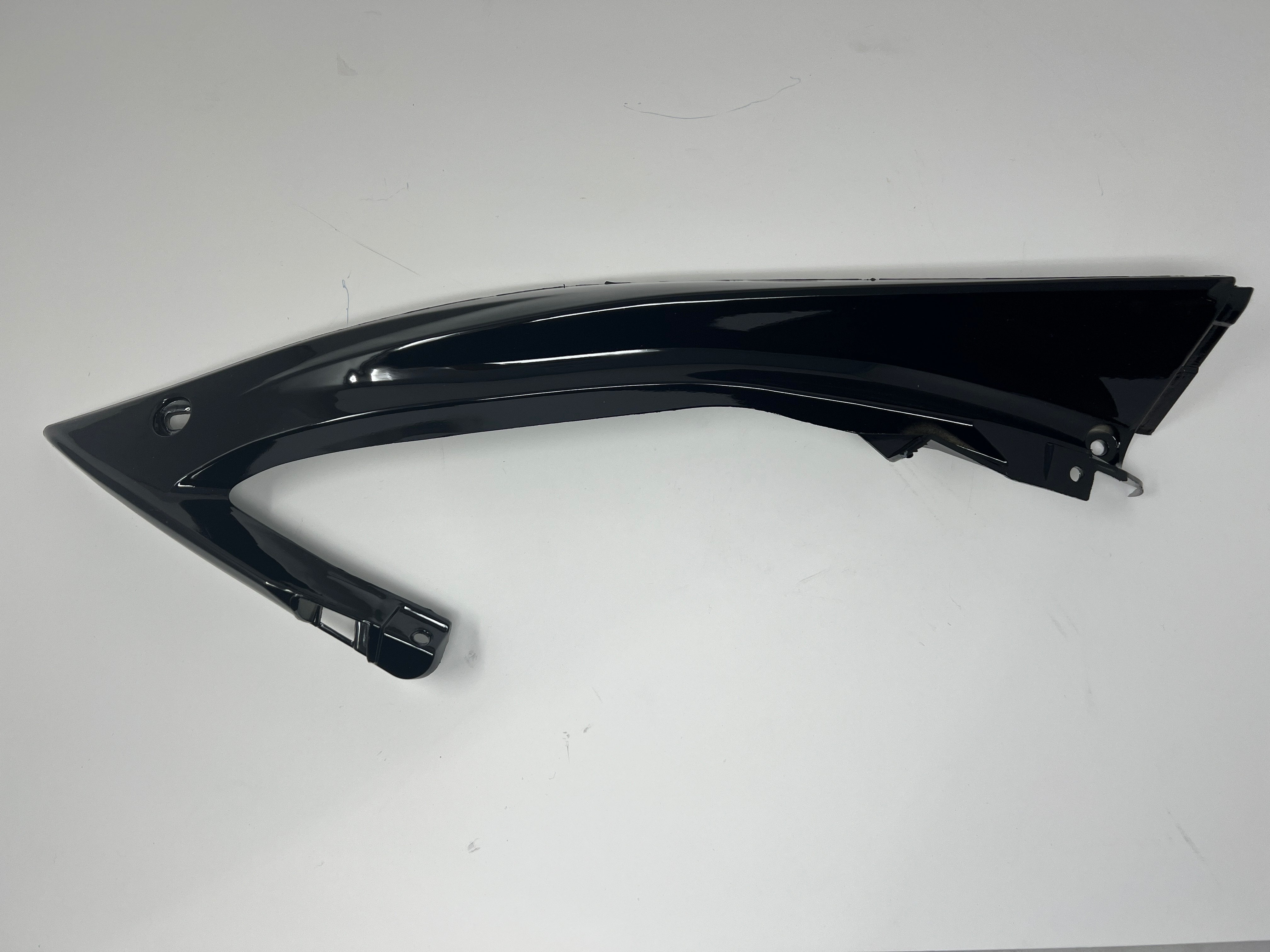 X18 50cc GY6 Motorcycle Right Side Body Fairing Replacement Part (03010386) - Compatible with Scooters & ATVs, Perfect for Repair & Customization