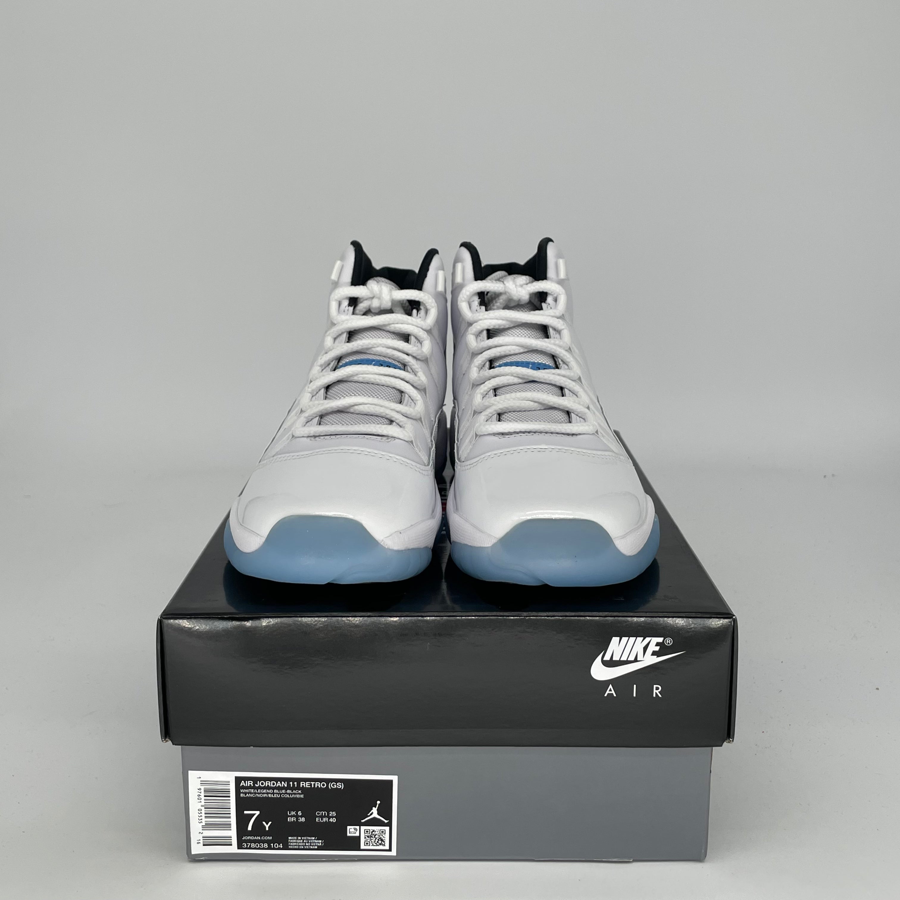 AIR JORDAN 11 LEGEND BLUE Retro Basketball Shoes - Men's Size 7 / Women's Size 8.5W - Style Code 378038-104 - Perfect for Court Performance & Streetwear Fashion
