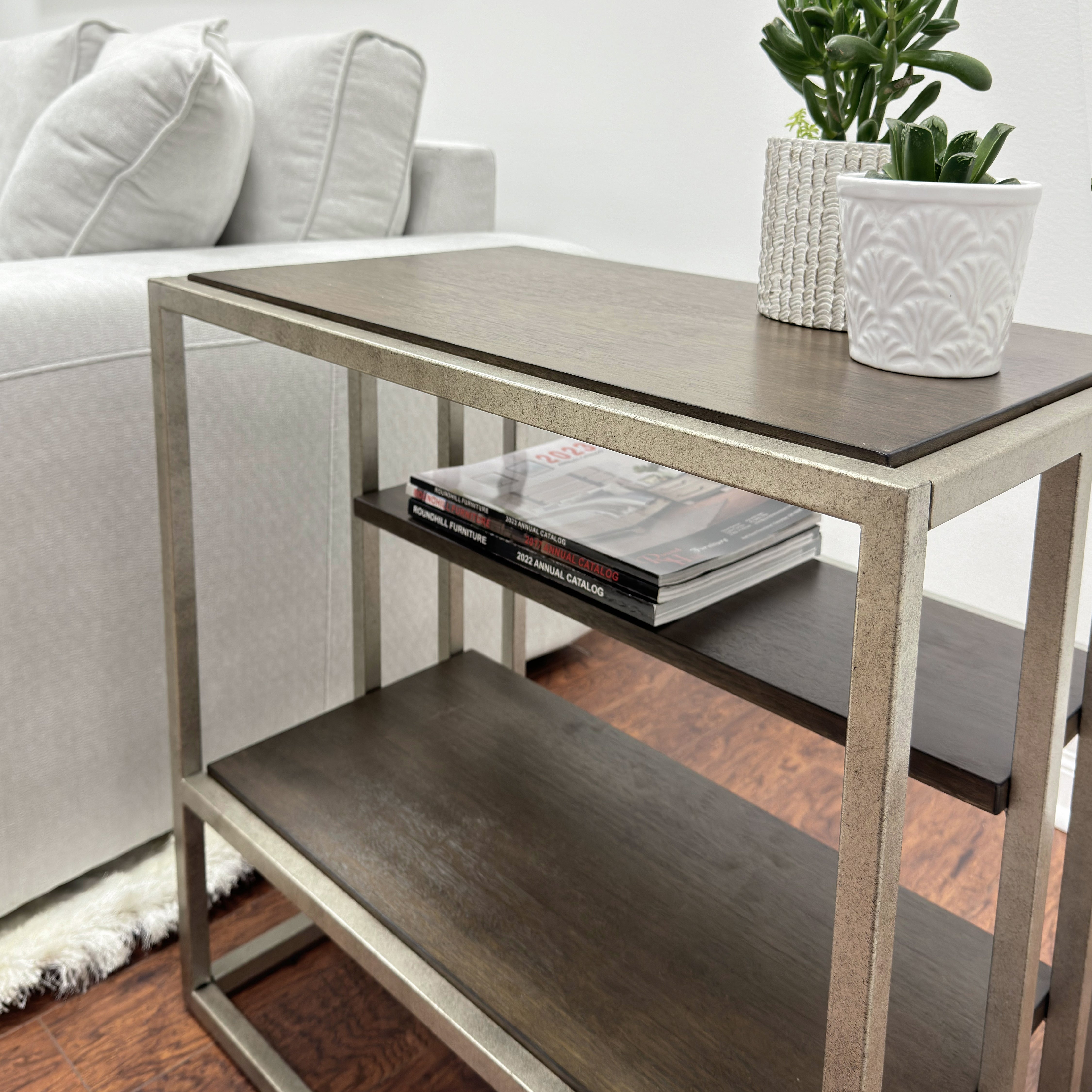 Roundhill Furniture Padena Metal Frame Wood Living Room Side Table with Shelf - Stylish End Table for Sofa, Bedroom, or Office Use