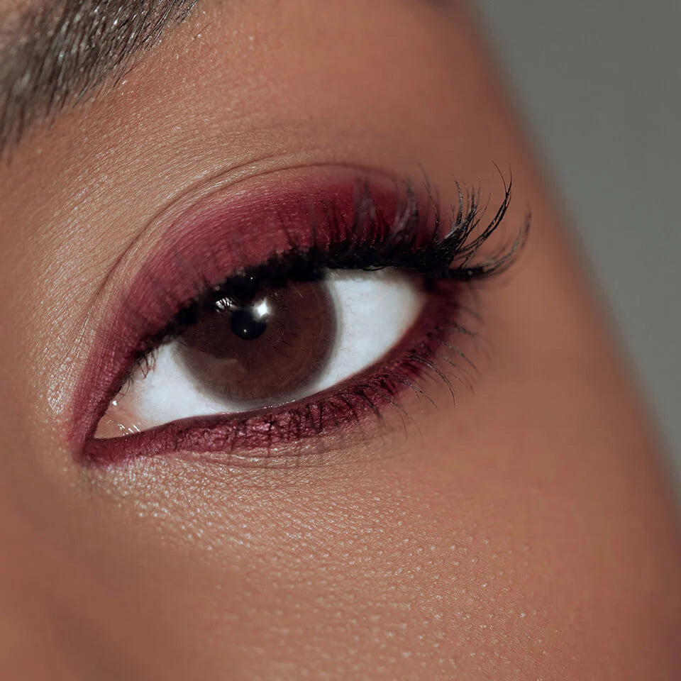 Waterproof Long-Lasting Satin Kajal Eyeliner - Victoria Beckham Beauty | Smudge-Proof & Intense Color for Day & Night Makeup Looks