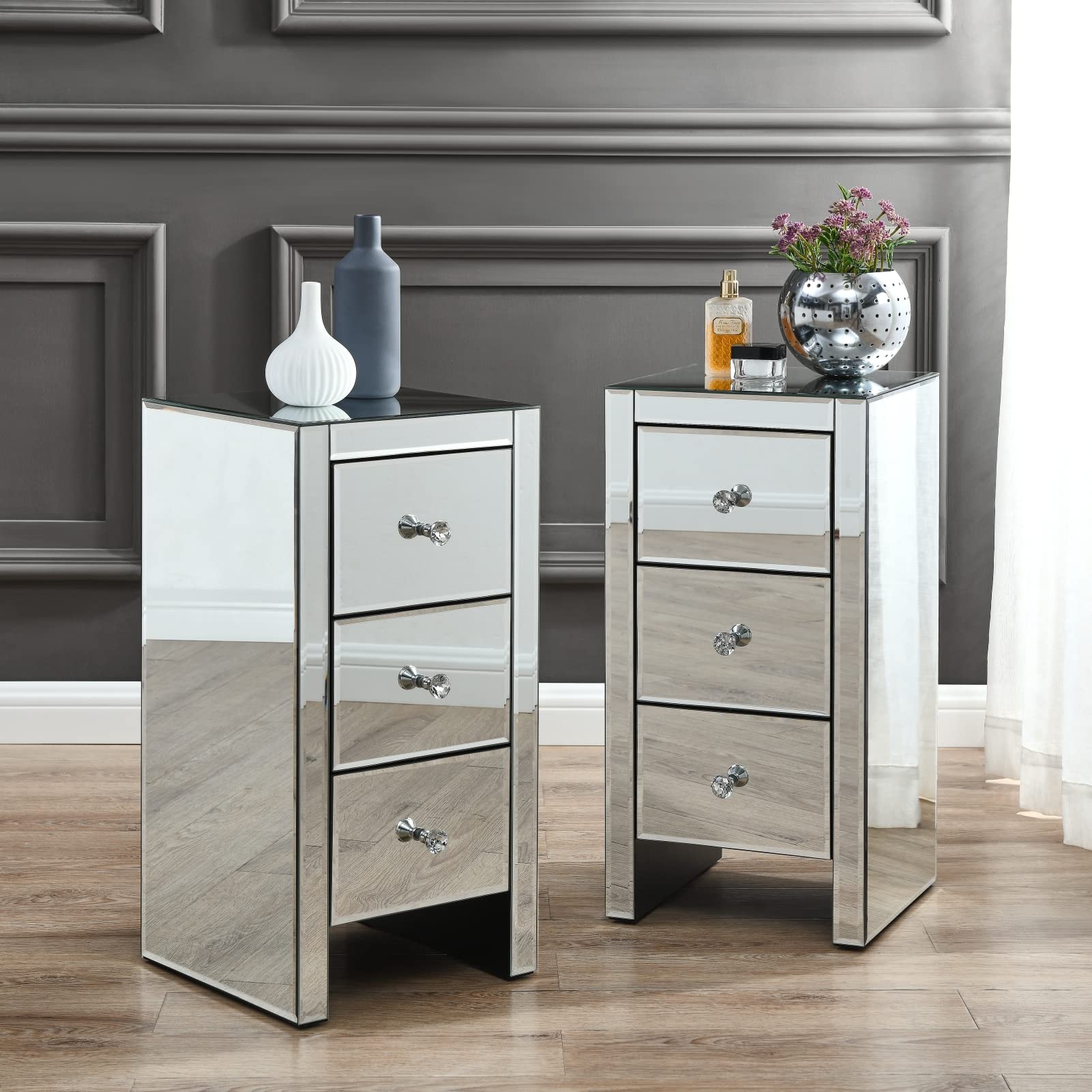 LAGRIMA Mirrored Nightstand - Crystal Accent End Table with 3 Drawers, Silver Fully Assembled Bedside Table for Bedroom & Living Room - Perfect for Modern Home Decor, Guest Rooms and Apartment Styling