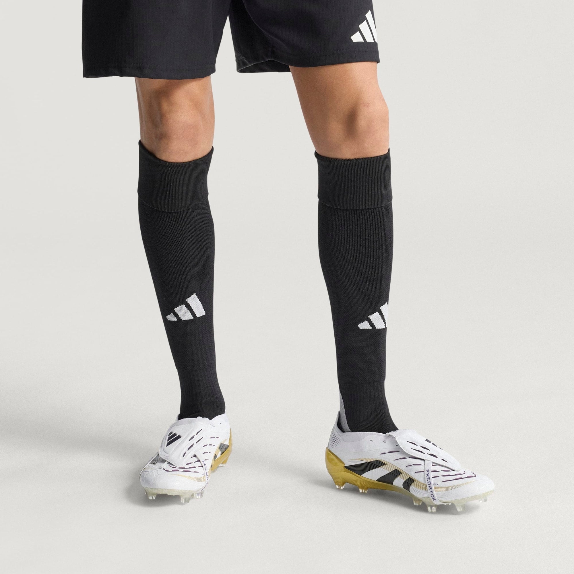 Adidas Predator Elite Fold Over Tongue Soccer Cleats - Lightweight Football Boots for Men with Enhanced Grip - Perfect for Turf, Grass & Indoor Matches