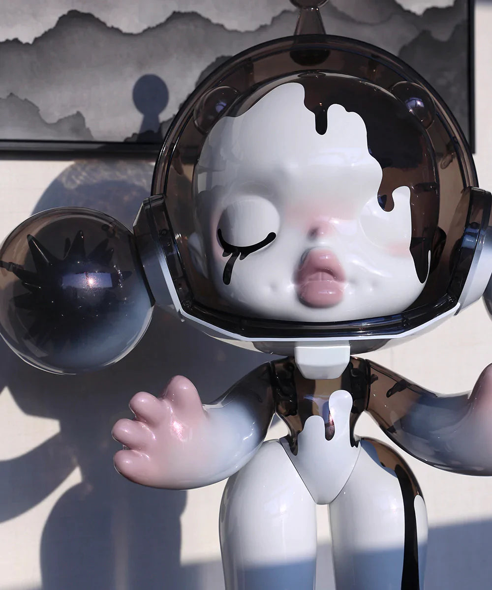 POP MART MEGA α SKULLPANDA 1000% Between Light and Dark Collectible Art Toy - Limited Edition Vinyl Figure for Display, Home Decor & Gift for Collectors
