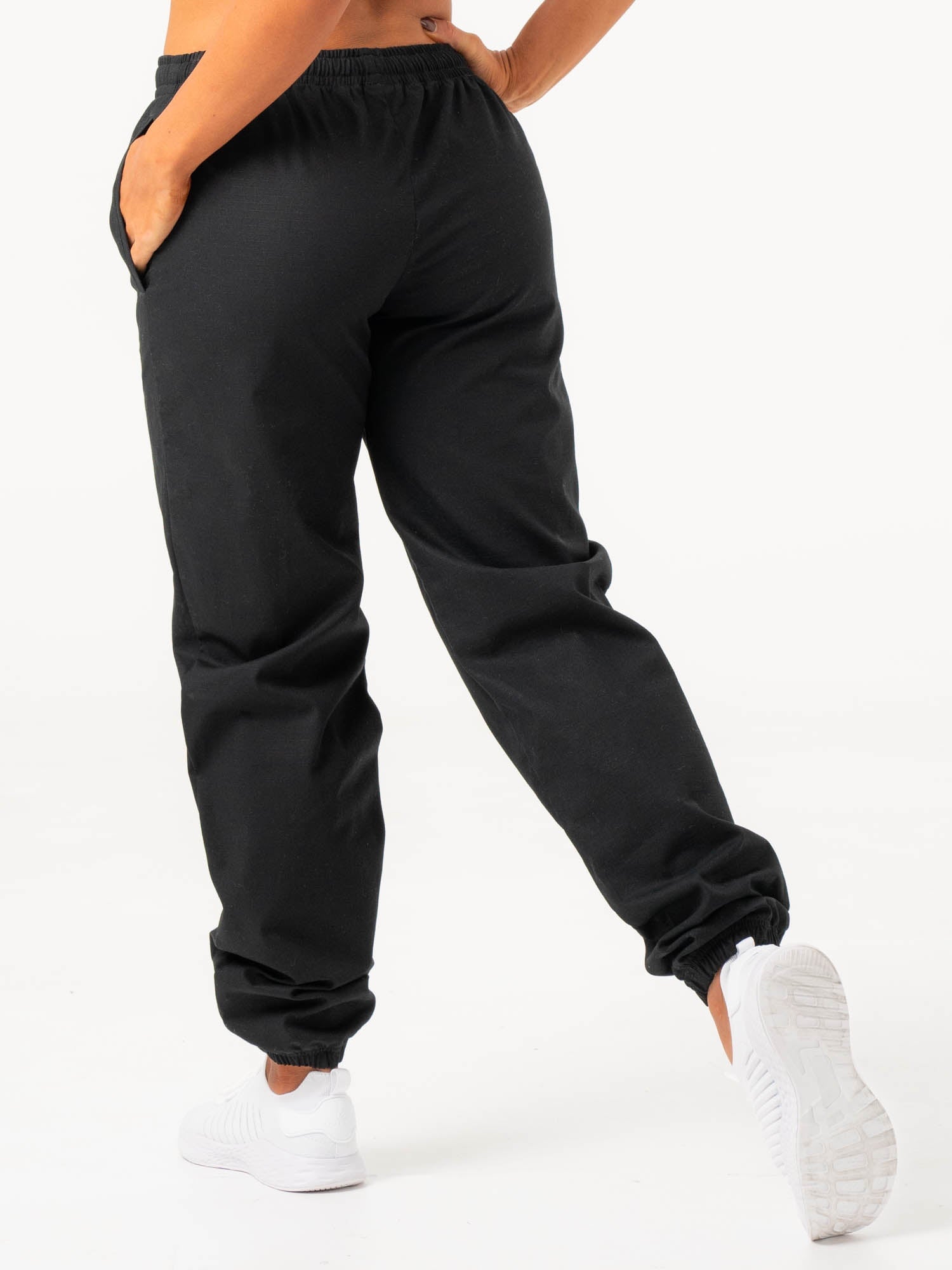 Tactical Combat Pants for Men - Durable Black Military Cargo Pants with Multiple Pockets | Perfect for Outdoor Adventures, Hiking, and Airsoft