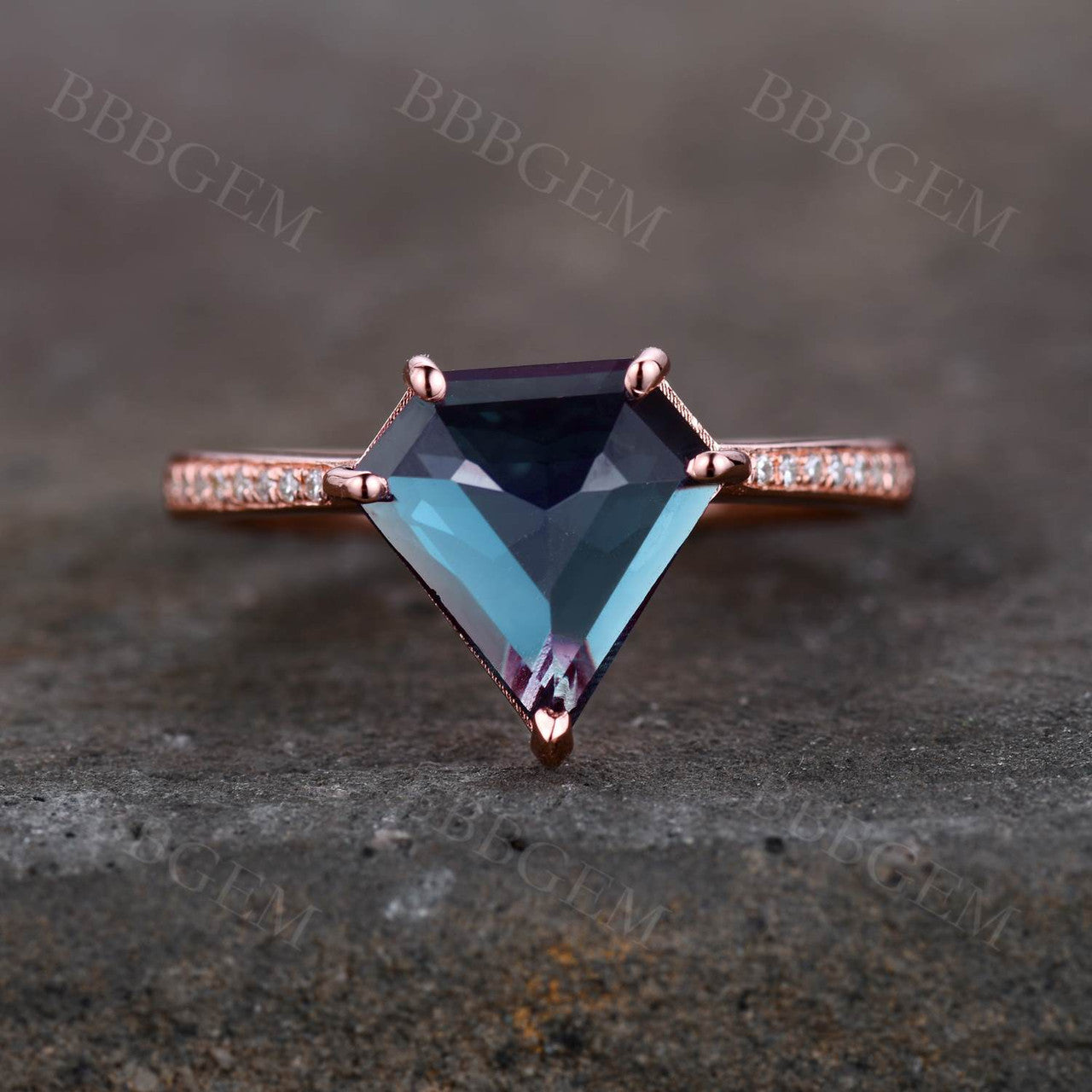 10mm Shield Cut Alexandrite Engagement Ring - Half Eternity Diamond Wedding Band for Women - Perfect for Proposals, Anniversaries & Bridal Jewelry