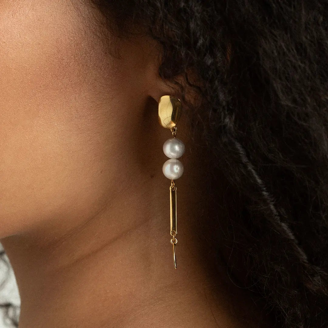 Stylish Antony Earrings for Women - Trendy Gold Hoop Earrings for Everyday Wear - Perfect for Parties, Work & Casual Outfits