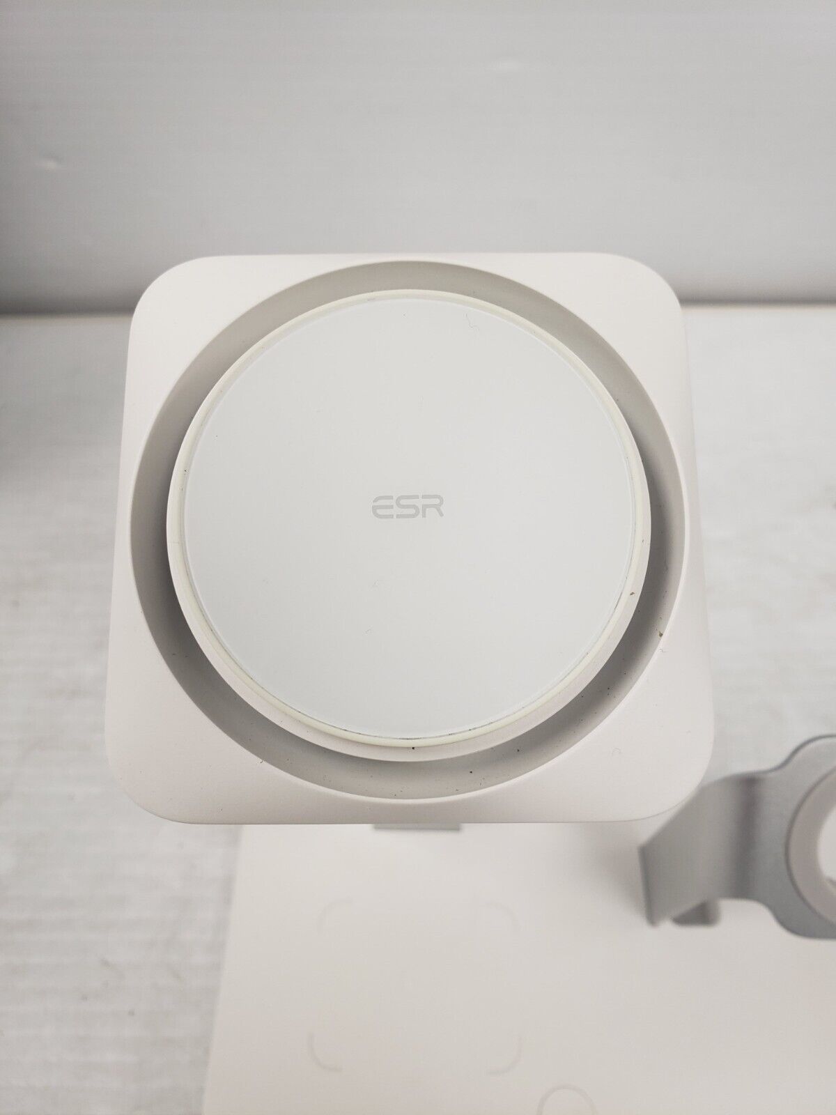 ESR Wireless Charger, Qi-Certified Fast Charging Pad for iPhone 15/14/13/12/11, Samsung Galaxy S23/S22/S21, AirPods - Perfect for Home, Office & Travel