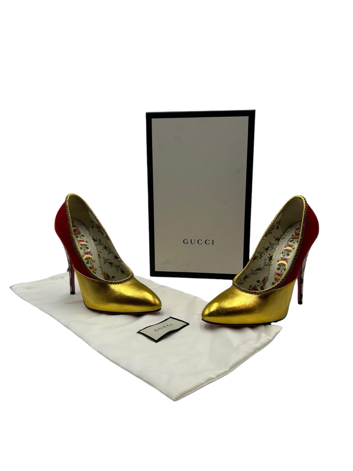 Authentic Gucci Suede Elaphe Snakeskin Peachy Pumps Women's Size 37.5 (US 6.5) - Luxury Designer Heels for Parties & Special Occasions