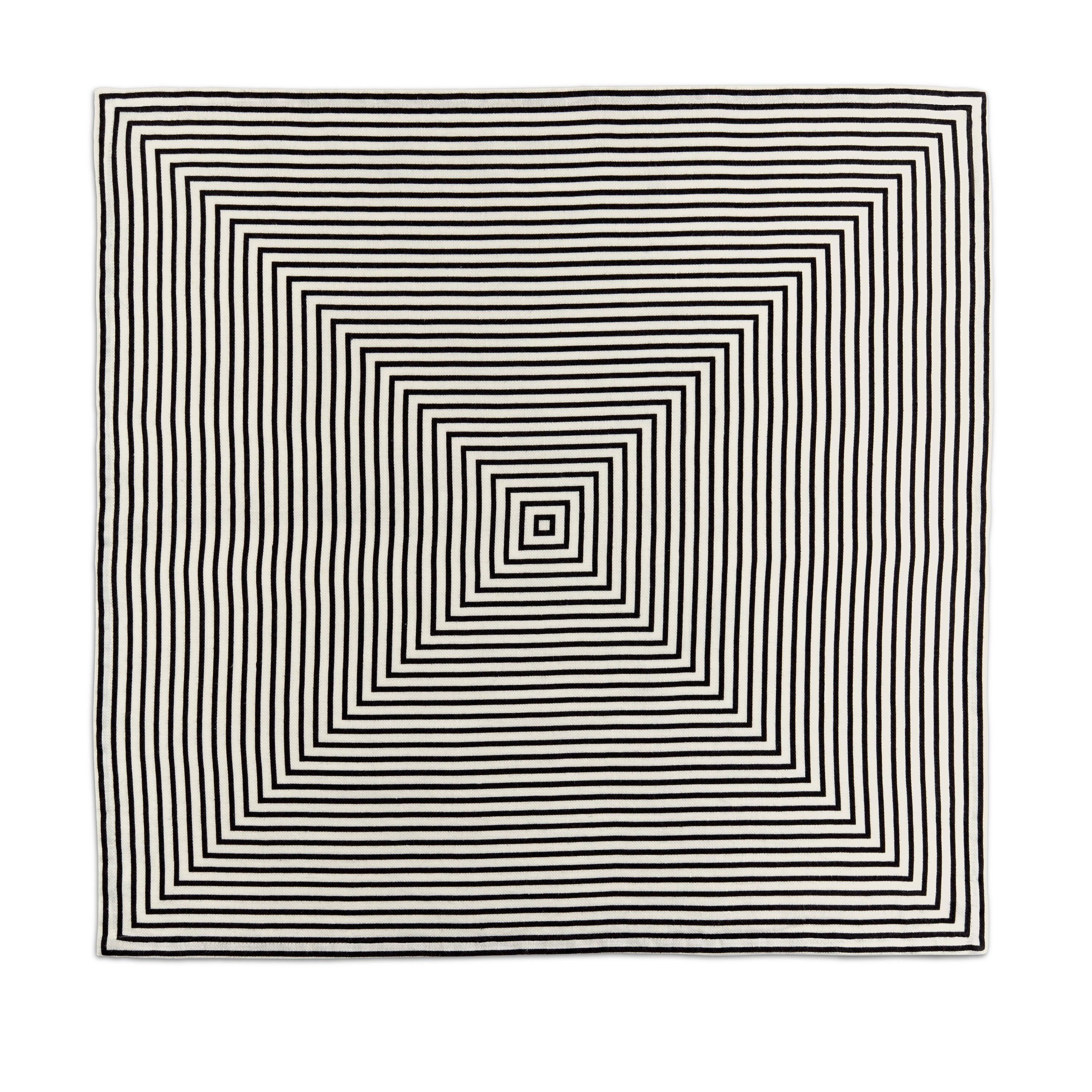 Premium Linen Sateen Concorde Napkins Set of 4 - Black & Ecru for Elegant Dining, Wedding Table Settings & Upscale Dinner Parties