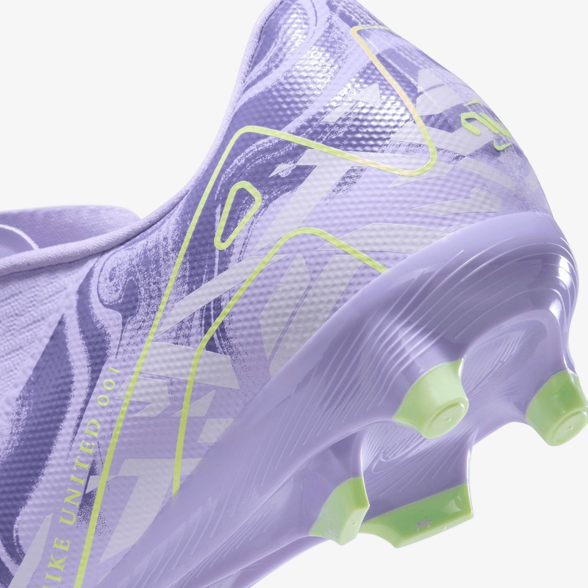 Nike Mercurial Vapor 16 Academy Soccer Cleats - Lightweight Football Shoes for Men & Women - Firm Ground FG Soccer Boots with Dynamic Fit Collar (Perfect for Training, Matches & Turf Games)