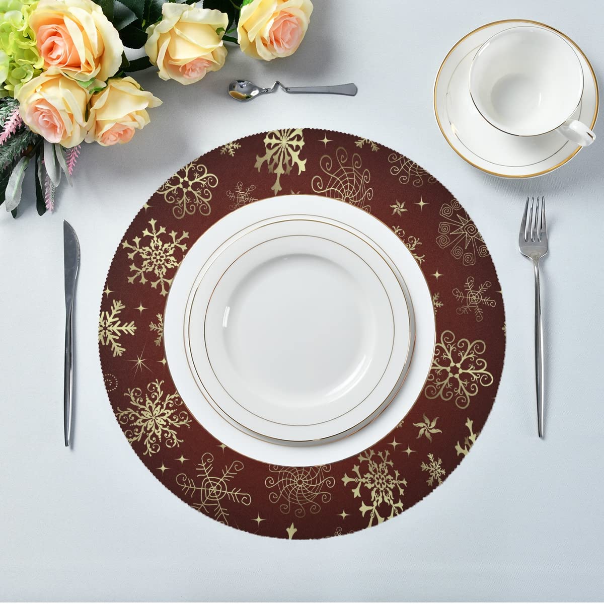 4 Pack Red and Gold Snow Christmas Round Placemats - Washable Farmhouse Style Dining Table Mats for Kitchen, Indoor & Outdoor Use - Perfect for Holiday Parties, Family Gatherings and Festive Decorations
