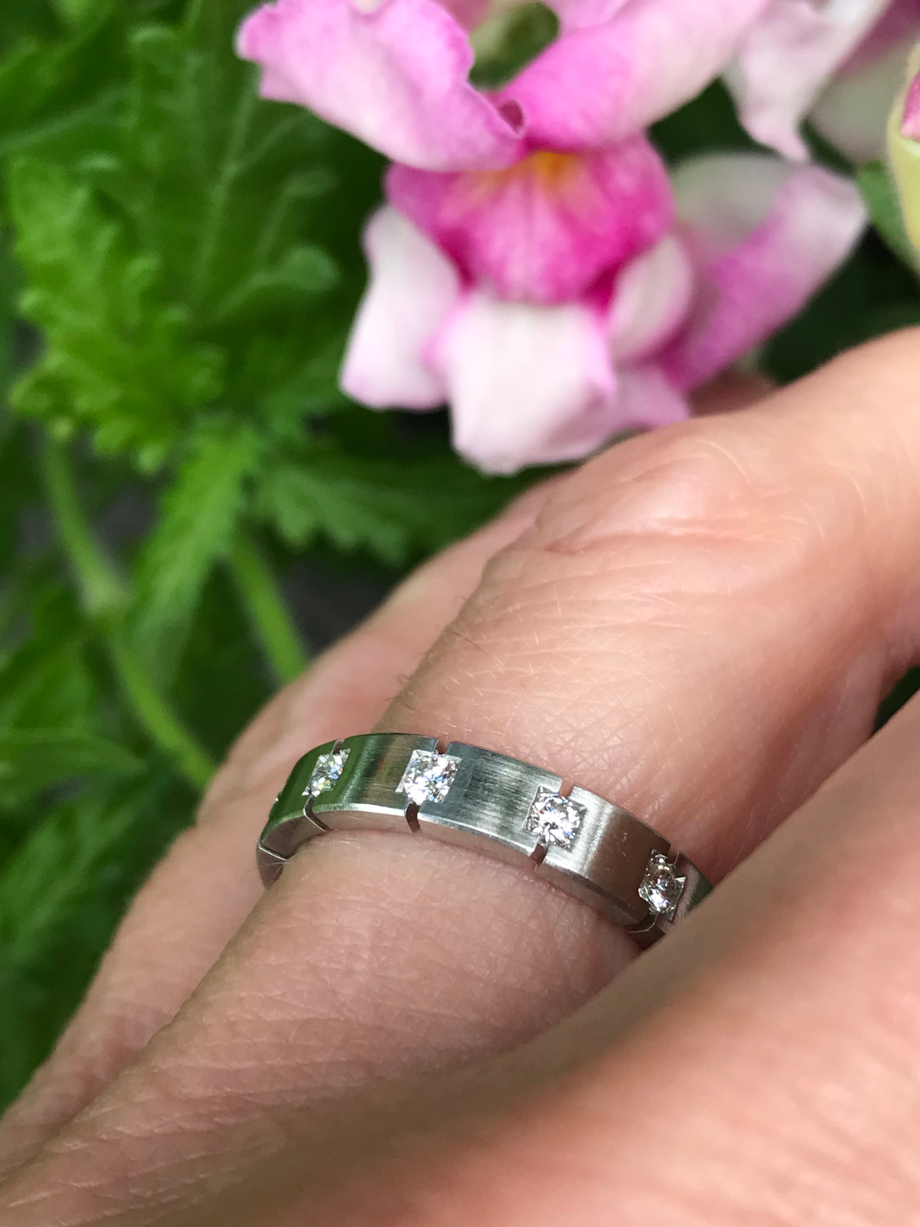 0.48ct TW Platinum Diamond Eternity Wedding Ring - VS1 Clarity, Perfect for Anniversaries & Proposals