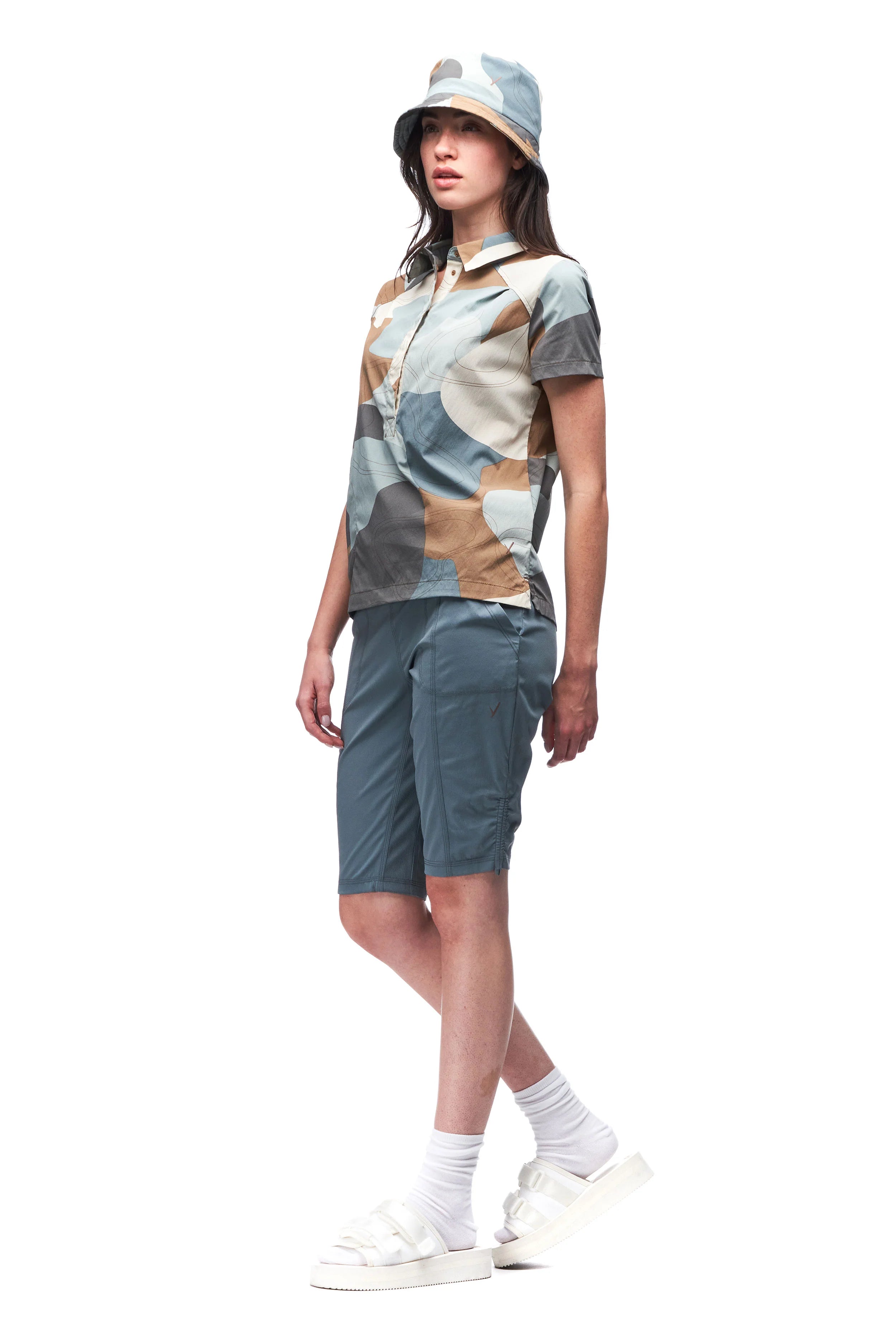 Indyeva Viajar II Women's Shorts - Comfortable & Stylish Activewear for Yoga, Running, and Travel