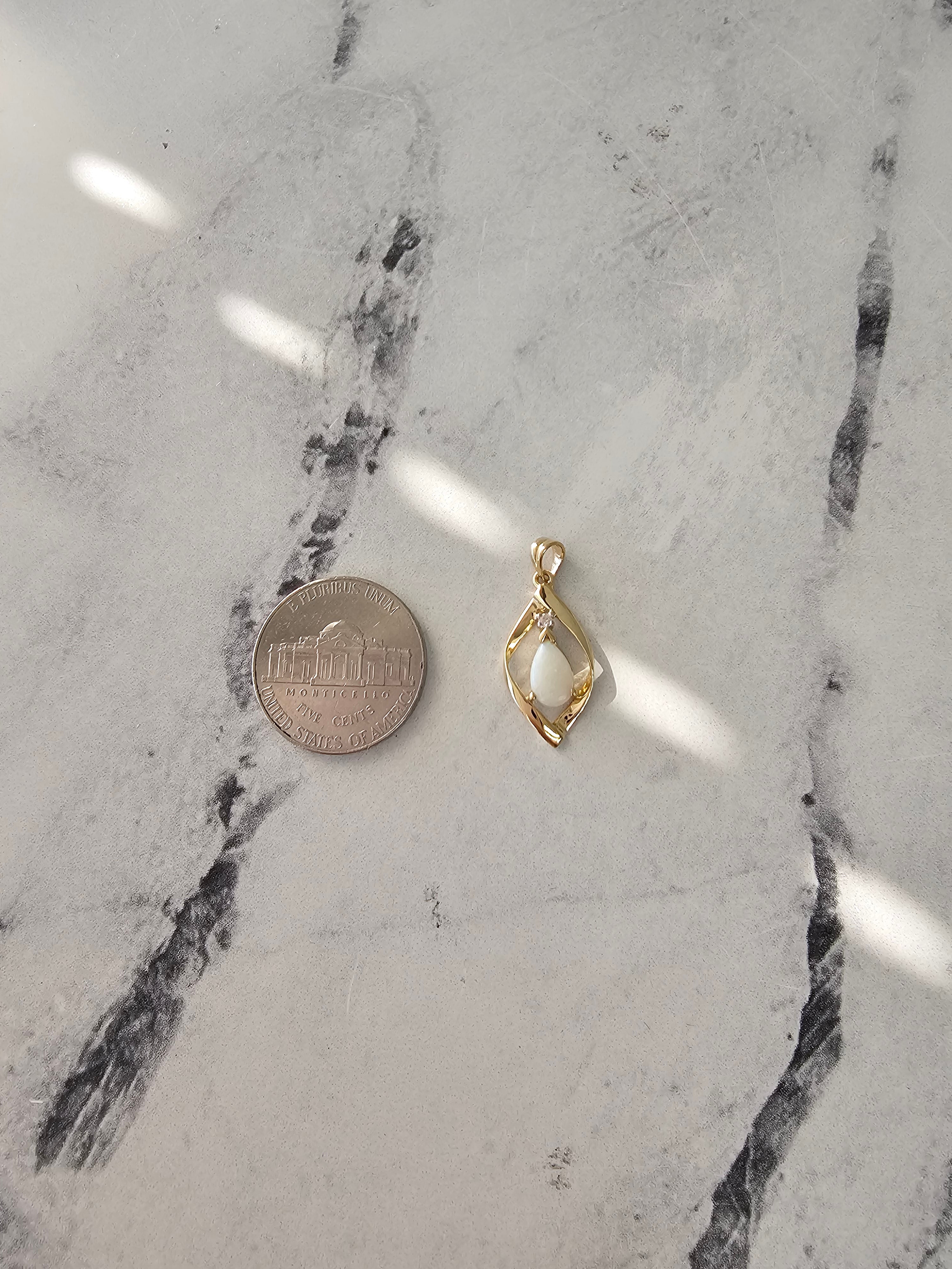 Pear Shaped Opal Necklace 14k Yellow Gold - Elegant Dainty Jewelry for Women, Perfect Gift for Birthday, Anniversary & Valentine's Day