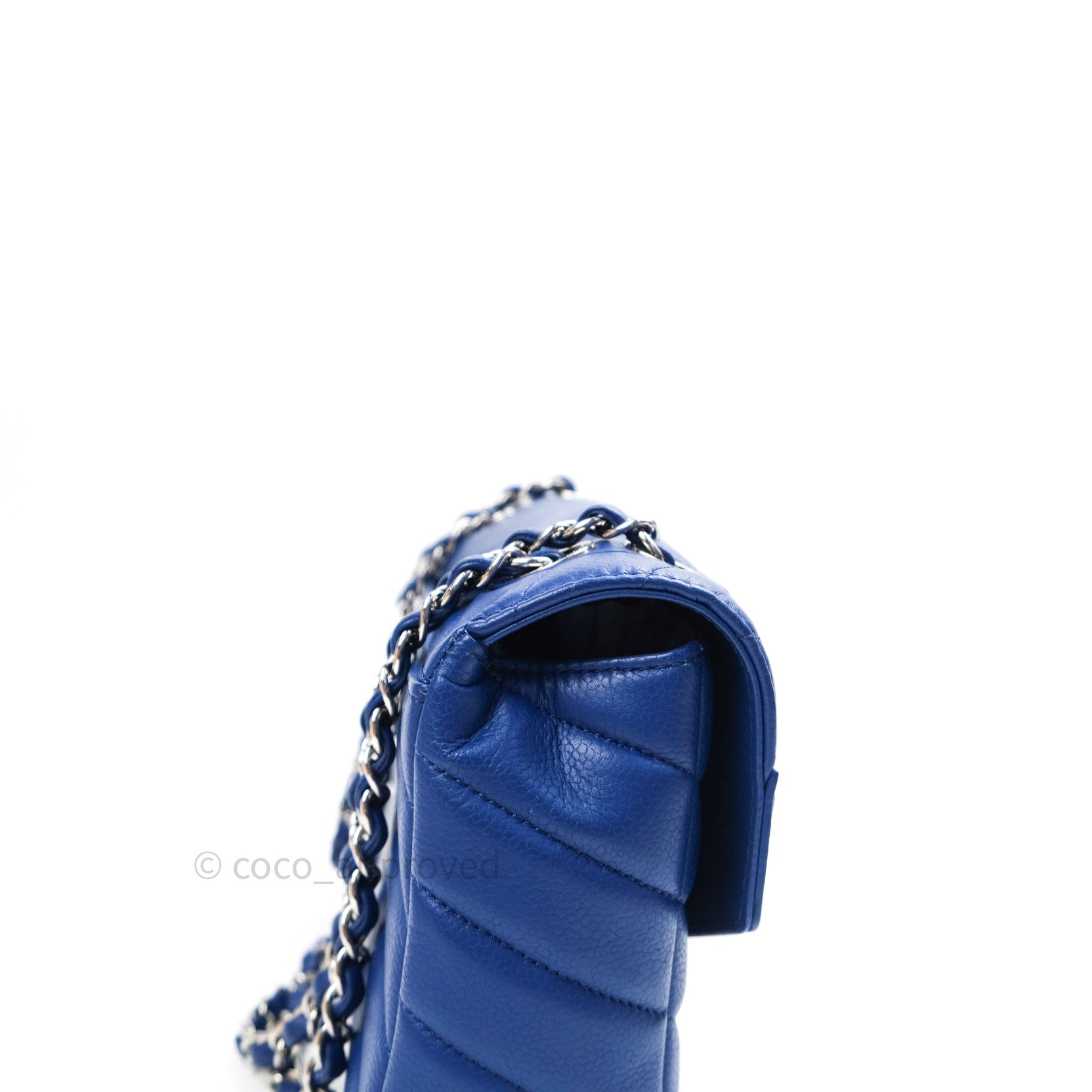 Chanel Chevron Quilted Medium Flap Bag in Blue Grained Calfskin Leather with Silver Hardware - Perfect for Evening Events & Luxury Fashion Accessories