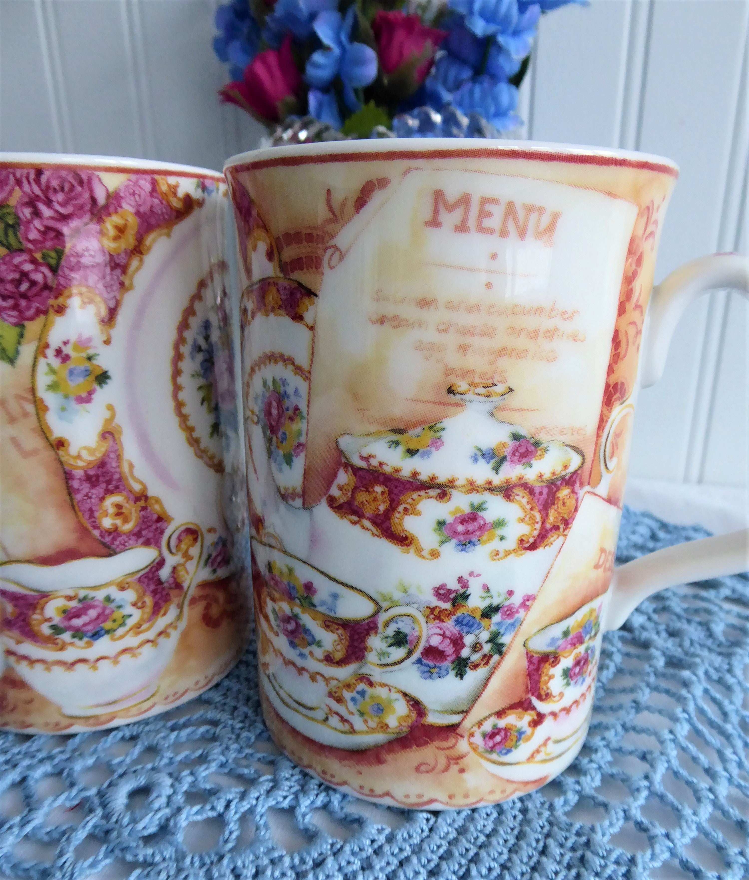 Royal Albert Lady Carlyle Collage Mug Pair - Elegant Afternoon Tea Set, Floral Bone China Tea Cups with Saucers - Perfect for English Tea Parties, Bridal Showers & Gift Giving
