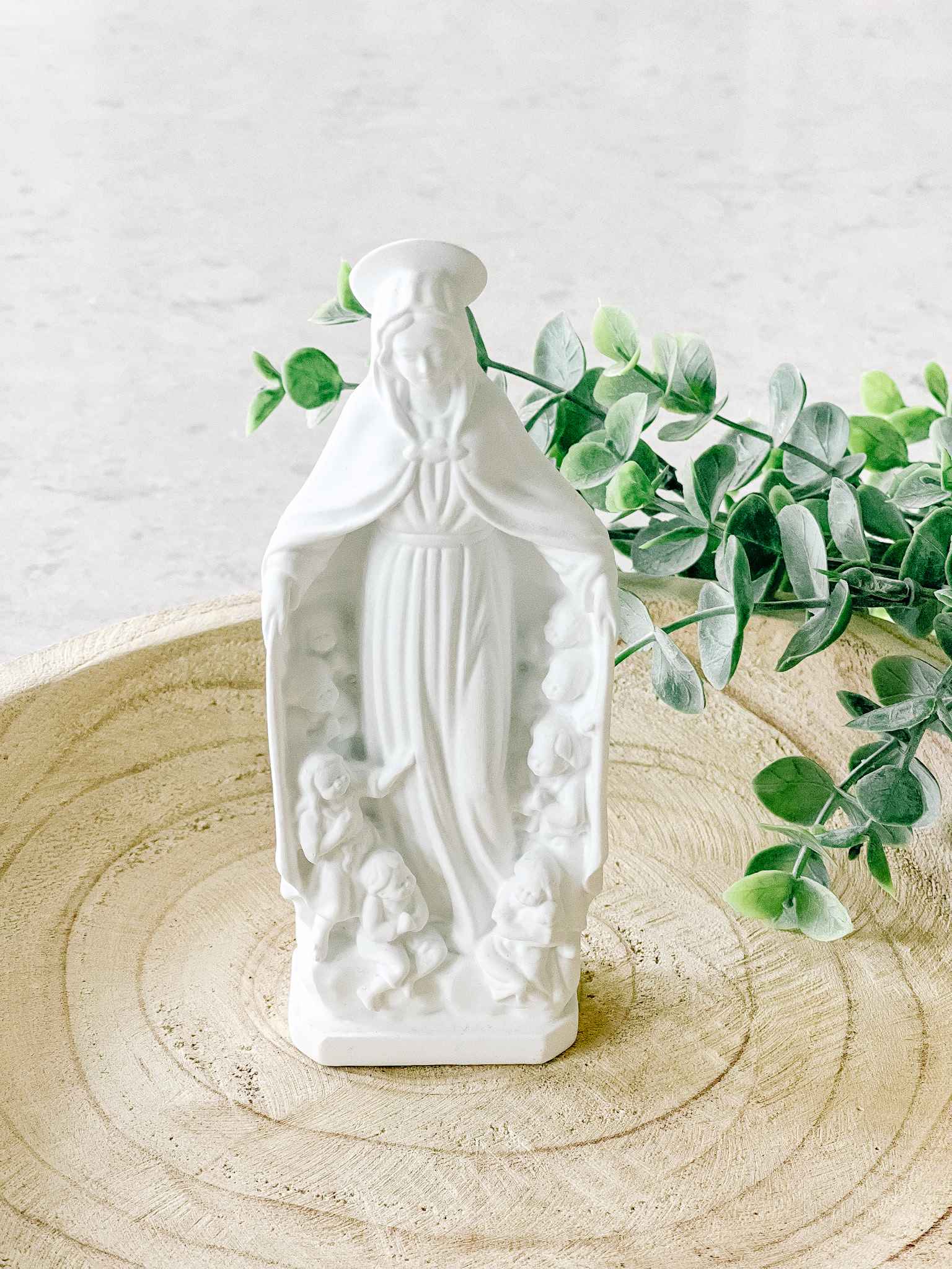 Virgin of Mercy Statue - Handcrafted Religious Figurine for Home Altar, Church Decor & Catholic Gifts | Perfect for Prayer Spaces, Devotional Displays & Spiritual Comfort