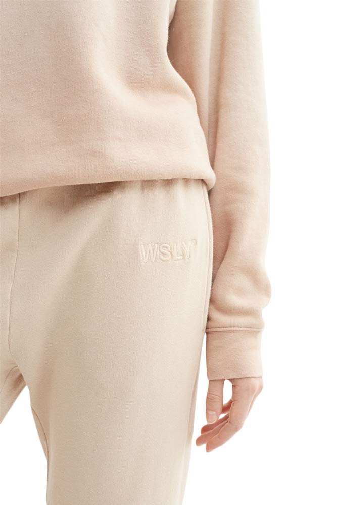 Bandier Women's Wsly Ecosoft Classic Pocket Jogger - Soft High-Waisted Running Pants with Side Pockets for Yoga, Gym & Lounge Wear