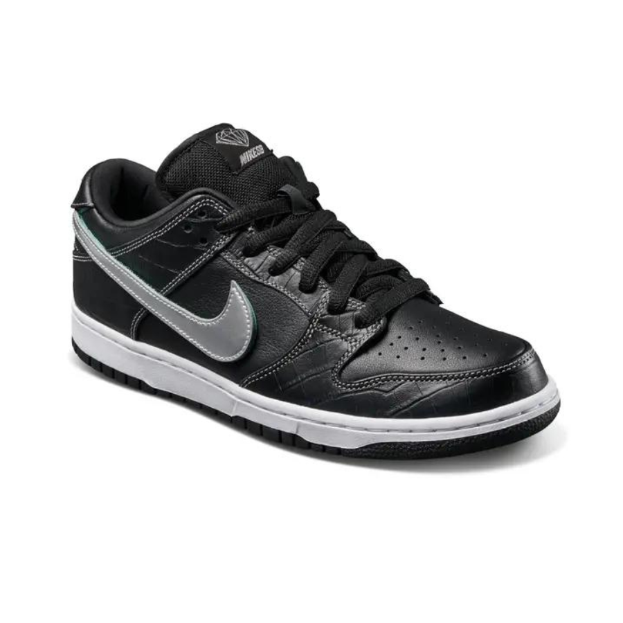 Nike SB Dunk Low Diamond Supply Co. Black Diamond Black Chrome Tropical Twist Sneakers - Men's Skateboarding Shoes for Streetwear & Casual Wear