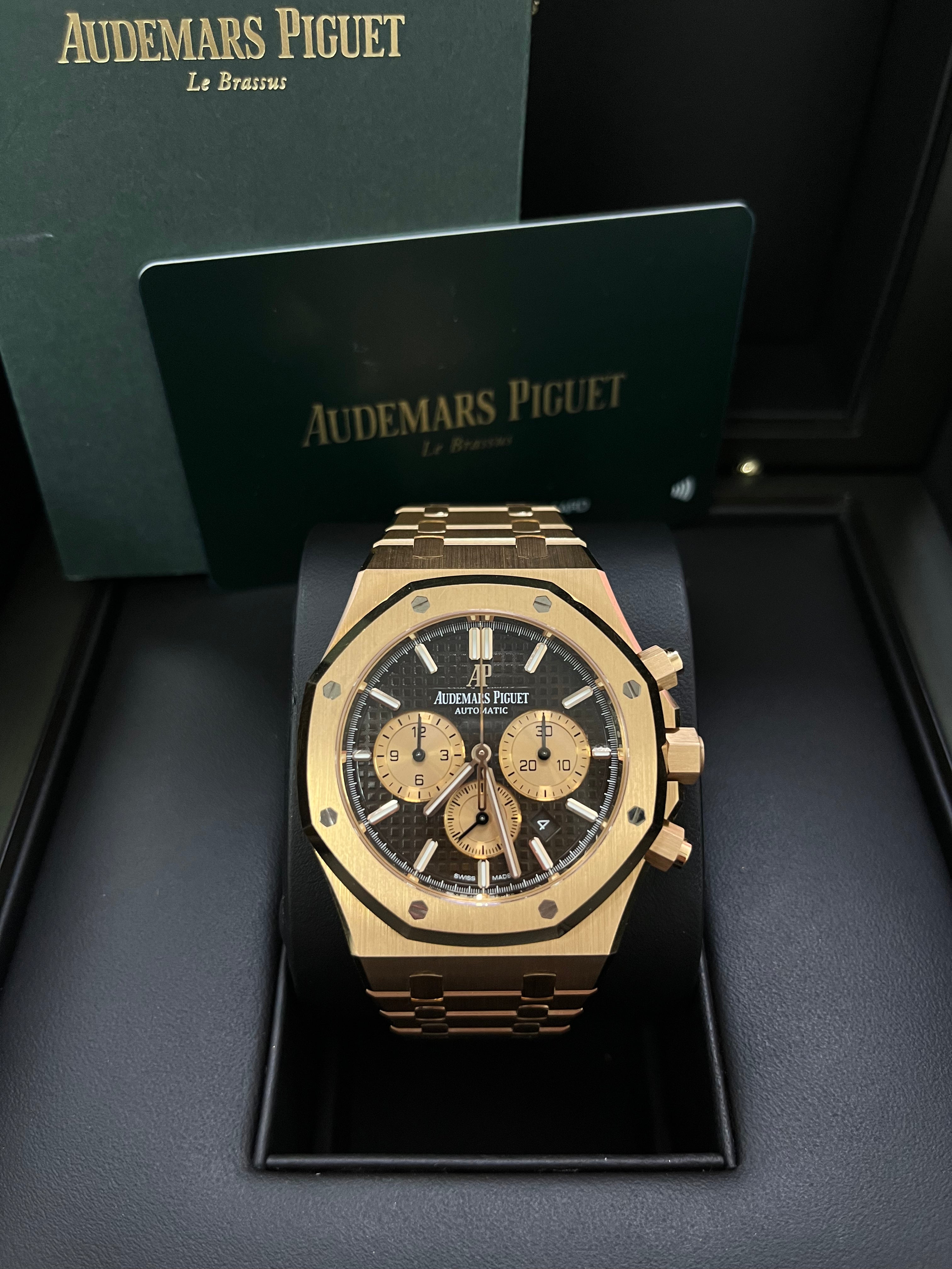 Audemars Piguet Royal Oak Selfwinding Chronograph Watch - 18K Rose Gold Case, Chocolate Dial with Rose Gold Subdials (Ref#26331OR.OO.D821CR.01) | Luxury Swiss Timepiece for Men, Perfect for Business Meetings & Formal Events