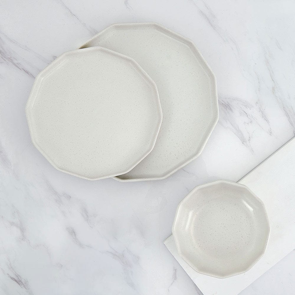 Luxor White 12-Piece Dinnerware Set - Service for 4 - Elegant Porcelain Plates, Bowls & Mugs - Perfect for Family Dinners, Dinner Parties & Everyday Use