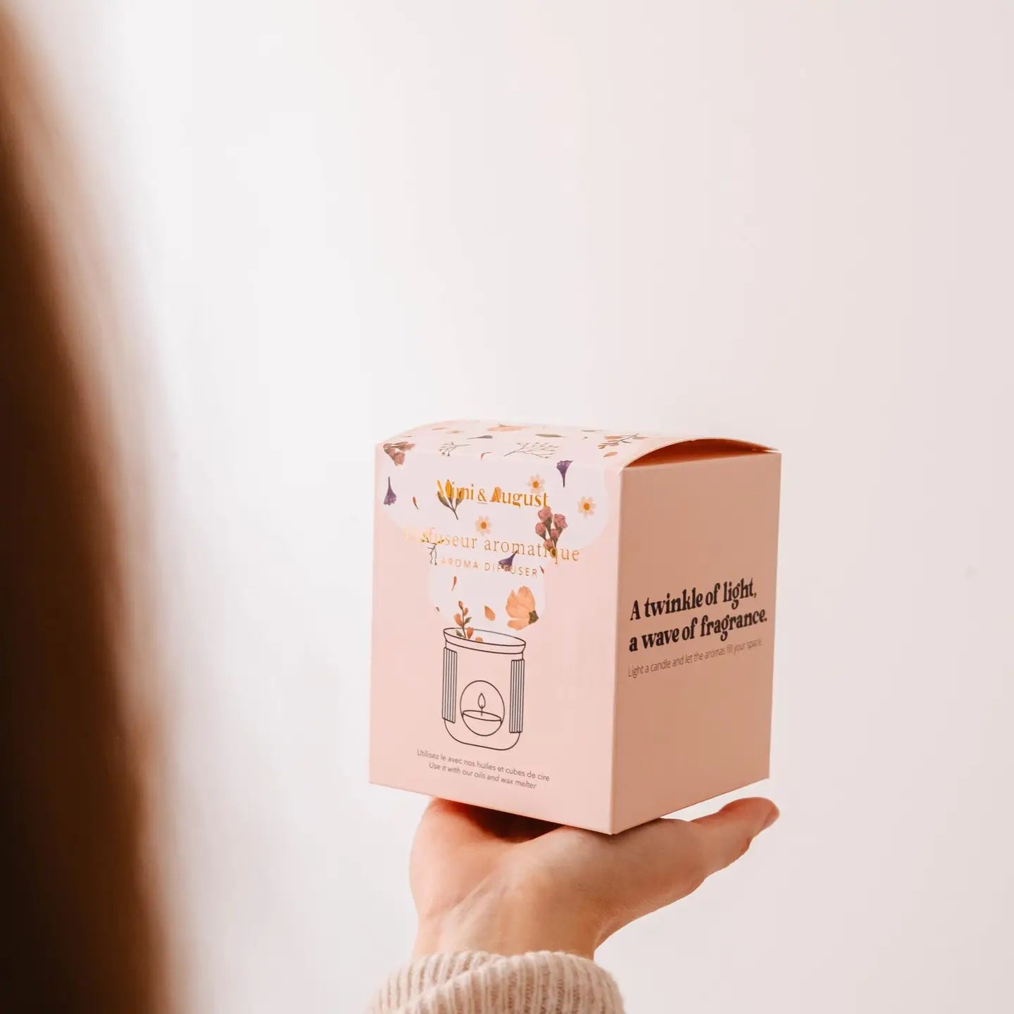Lueur Aromatic Ceramic Diffuser - Essential Oil Diffuser for Home & Office, Relaxing Scented Air Freshener for Yoga, Spa, Bedroom, and Meditation Spaces