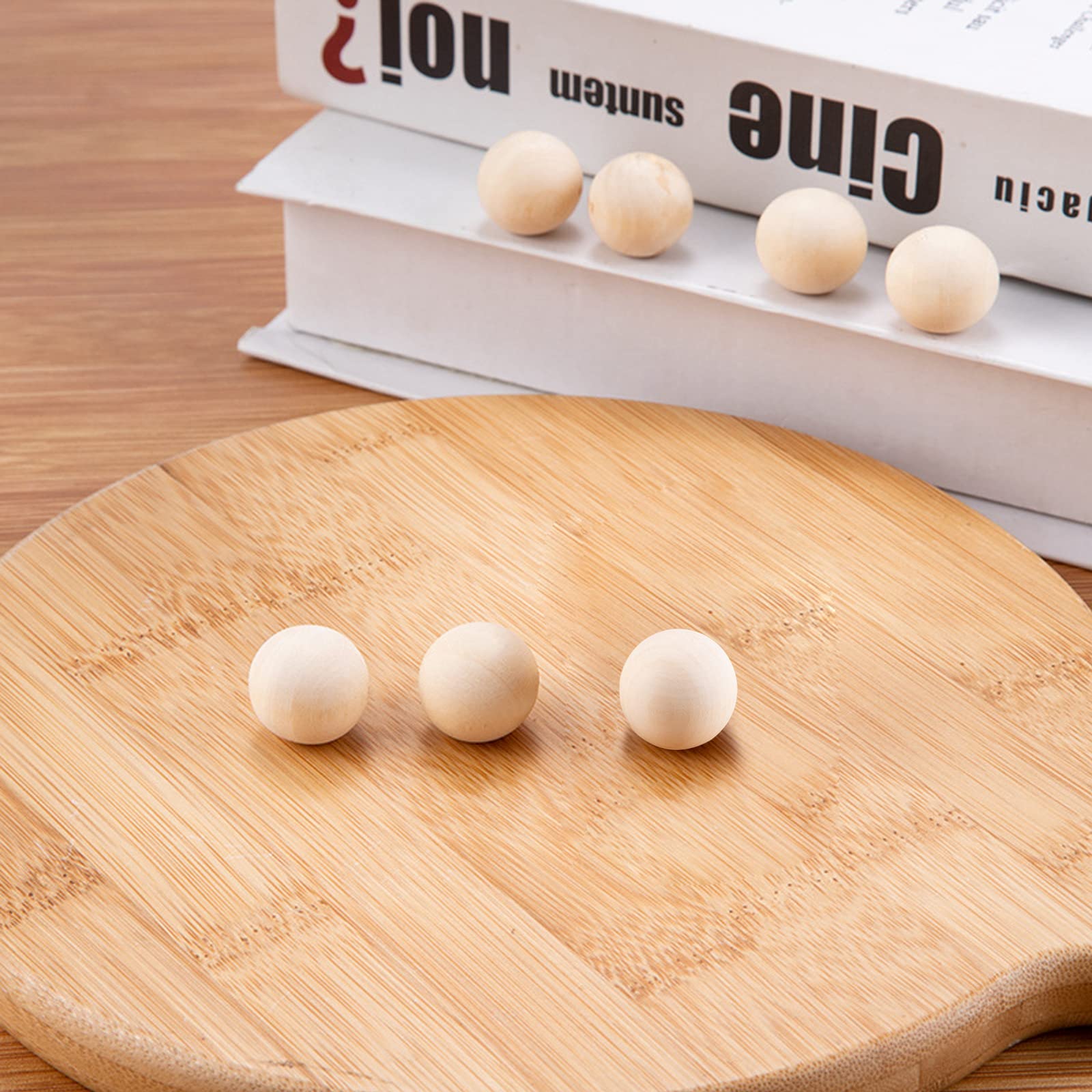 Enkrio 1 Inch Unfinished Hardwood Wooden Balls - 100pcs Natural Round Wood Craft Balls for DIY Projects, Jewelry Making, Home Décor & Art Design - Perfect for Christmas Ornaments, Bead Crafts and Wall Decor