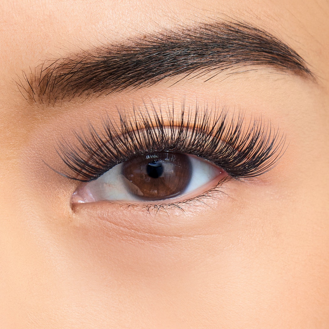 Fluffy Gossamer False Eyelashes - Natural Wispy Lashes for Dramatic Eye Makeup | Perfect for Parties, Weddings & Special Events
