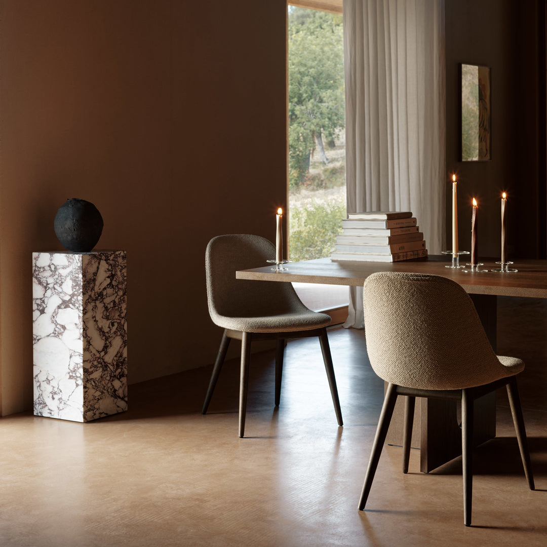 Stylish Androgyne Rectangular Dining Table - Modern & Durable for Home, Restaurant, or Office Use