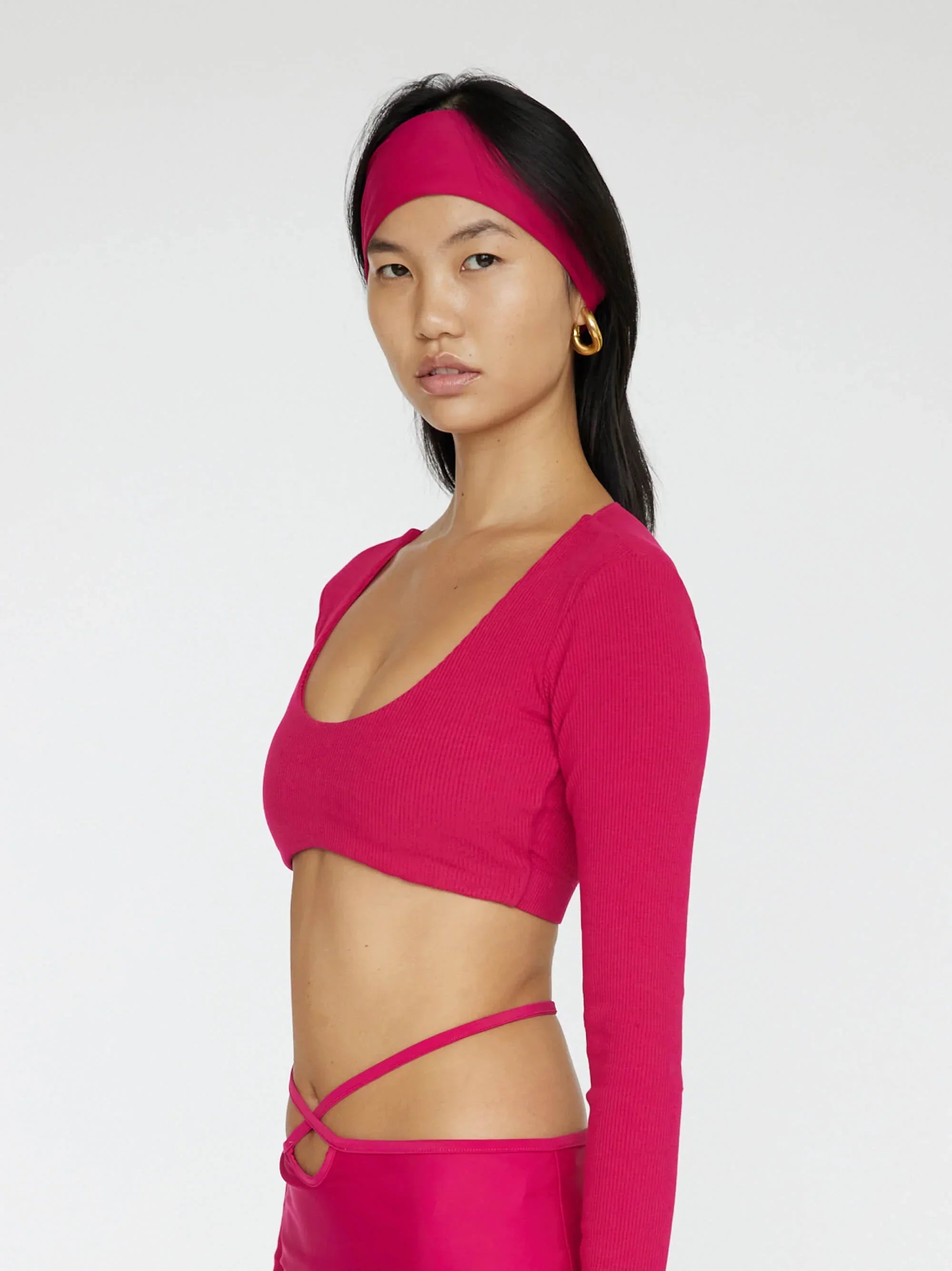 Women's Equipe Long Sleeve Cropped Top - Magenta Workout Shirt for Yoga, Running & Gym | Athletic Fitness Apparel