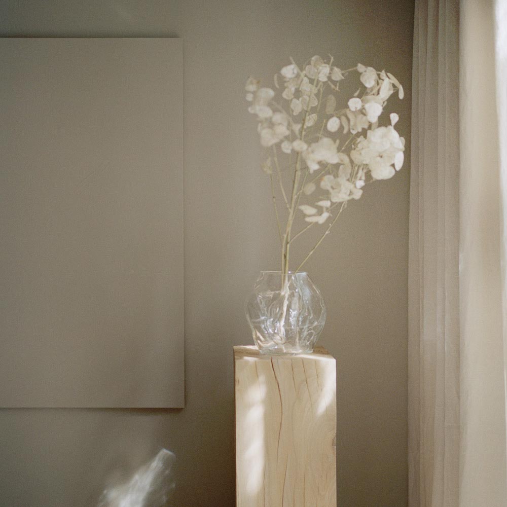 NEW WORKS Blaehr Large Clear Glass Vase - Elegant Home Decor for Living Room, Dining Table & Wedding Centerpieces