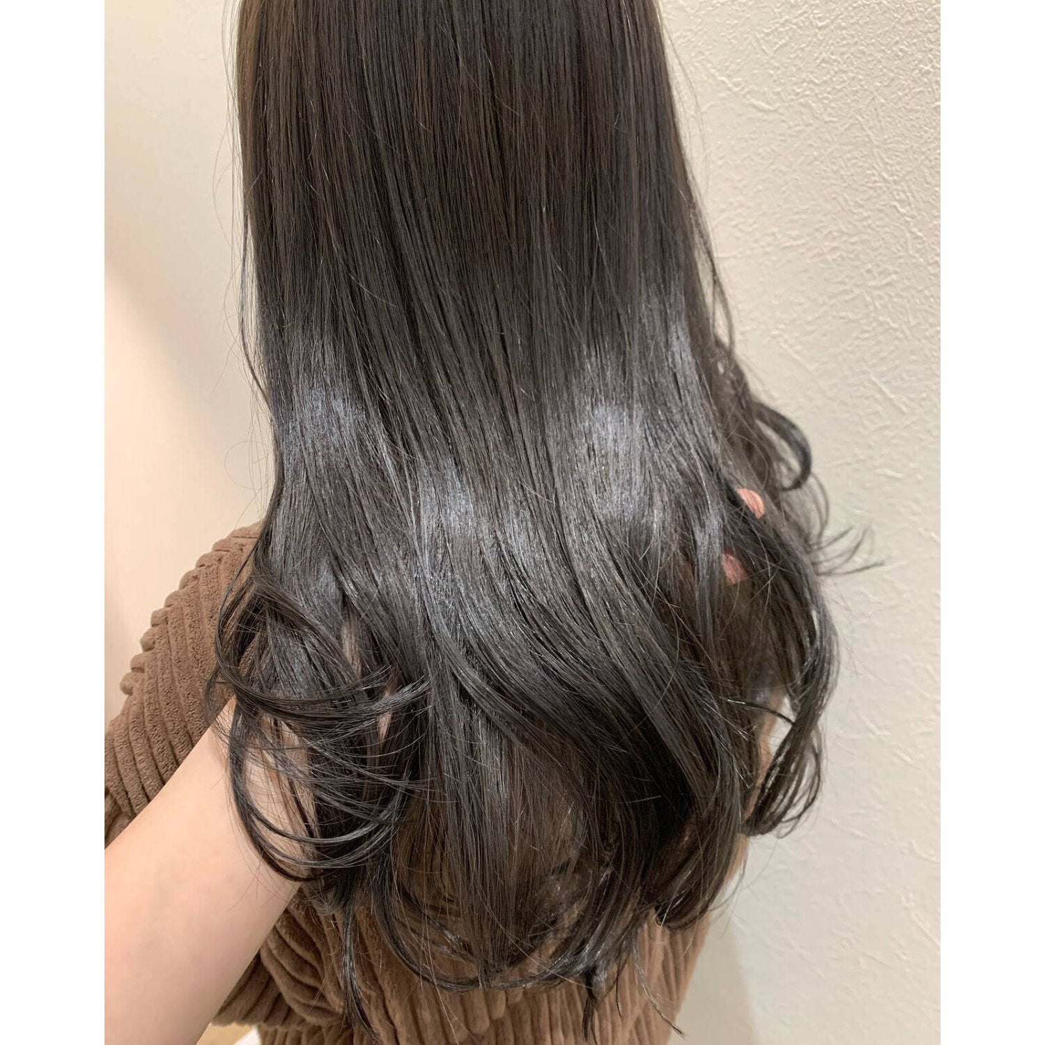 Milbon Plarmia Hair Serum Treatment for Fluffy Hair - 400g Deep Conditioning Hair Mask for Dry, Damaged Hair - Perfect for Salon-Quality At-Home Hair Care & Daily Frizz Control