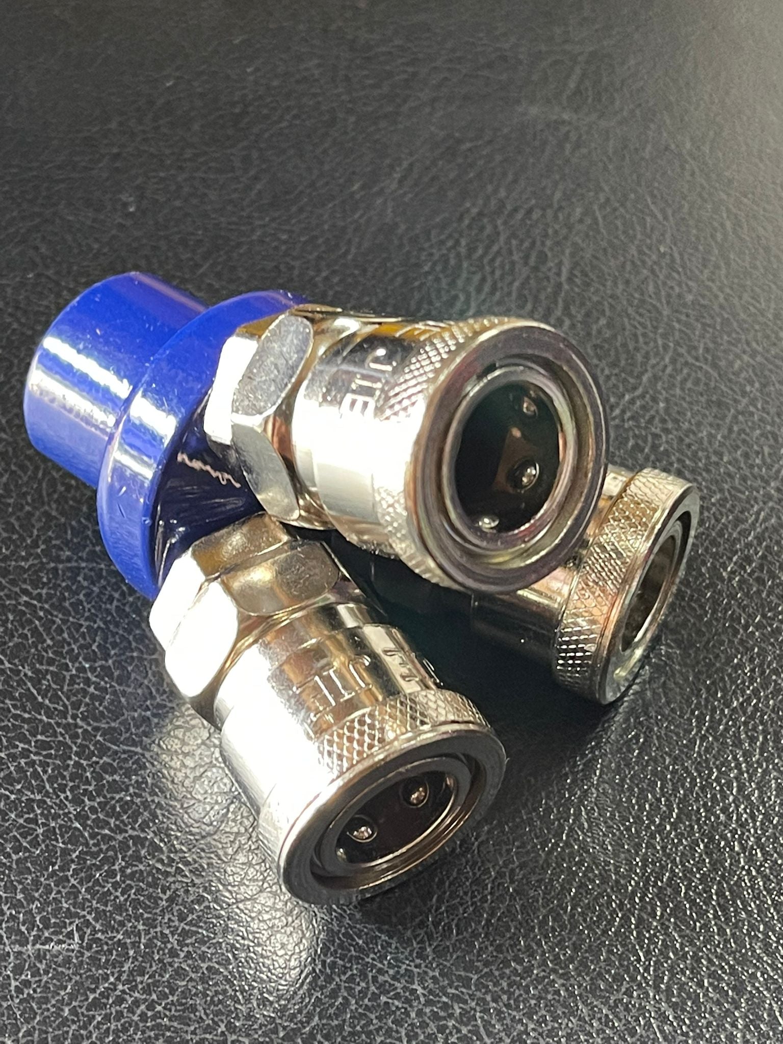 3 Way Round Quick Coupling QC R3 - High Flow Hydraulic Quick Connect Coupler for Industrial, Agricultural and Construction Equipment